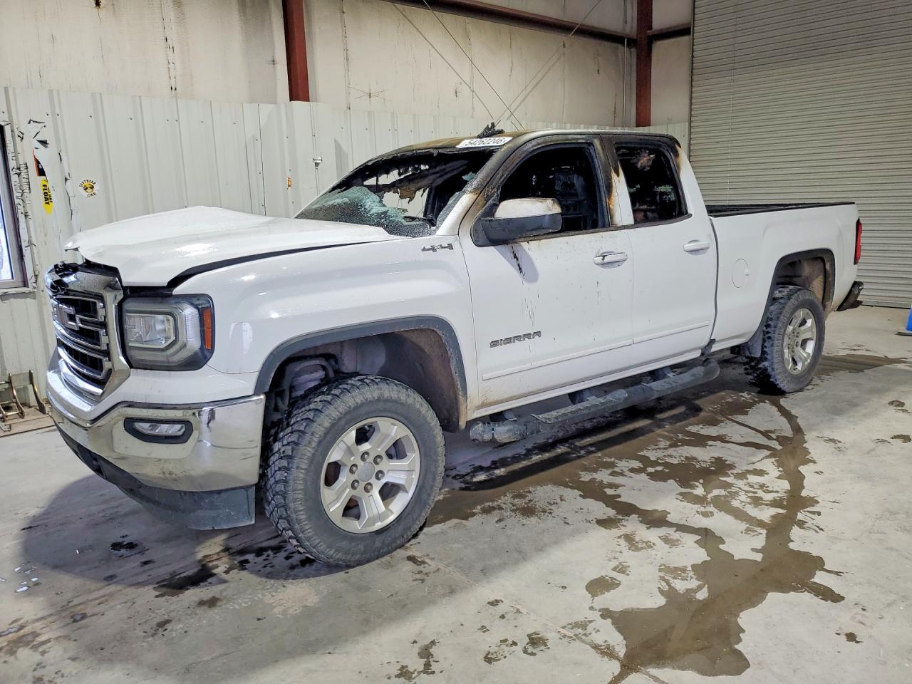 2017 Gmc Sierra K1500 Sle White vin: 1GTV2MEC3HZ173562
