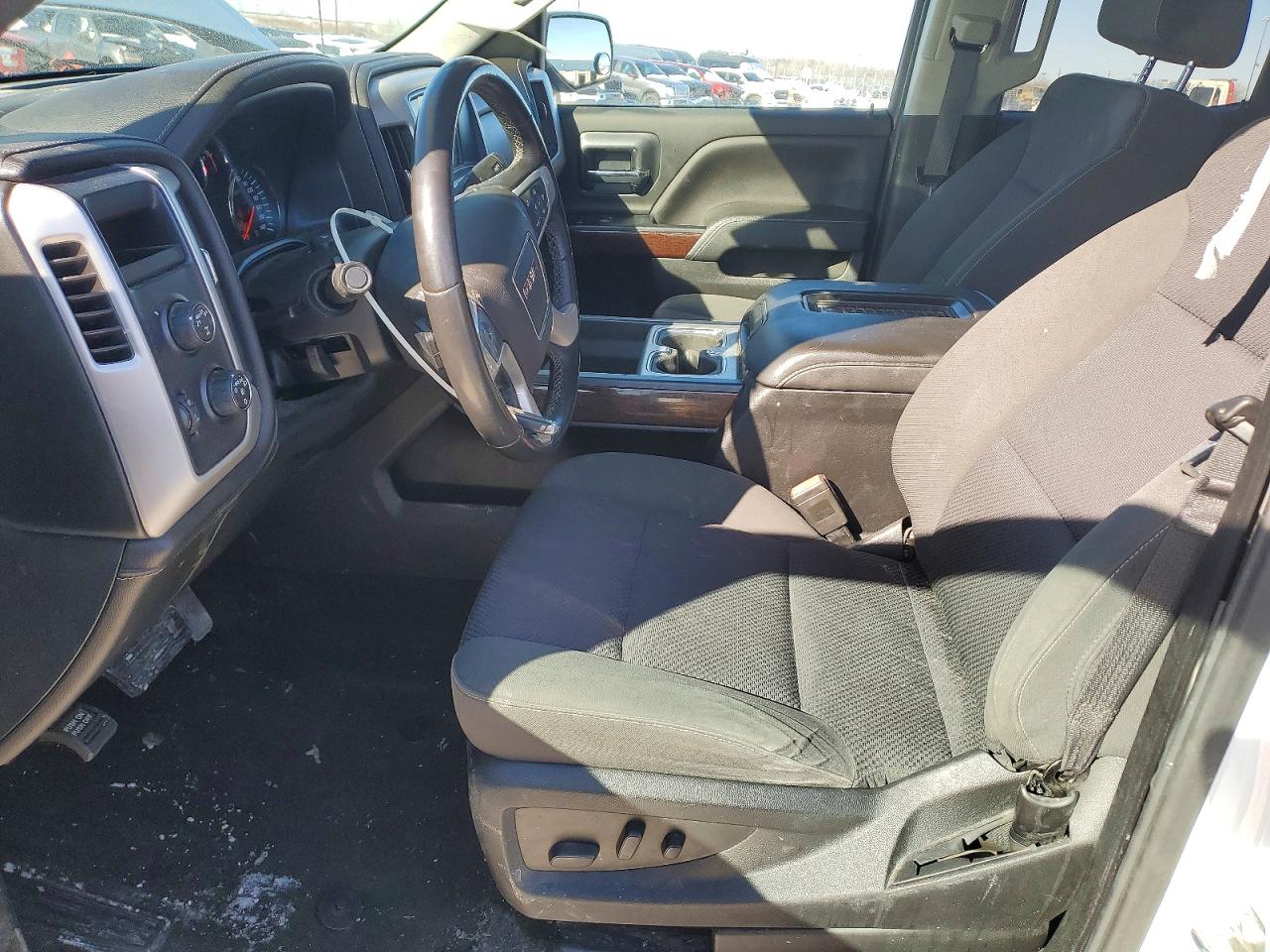 2018 Gmc Sierra K1500 Sle White vin: 1GTV2MEC6JZ327803