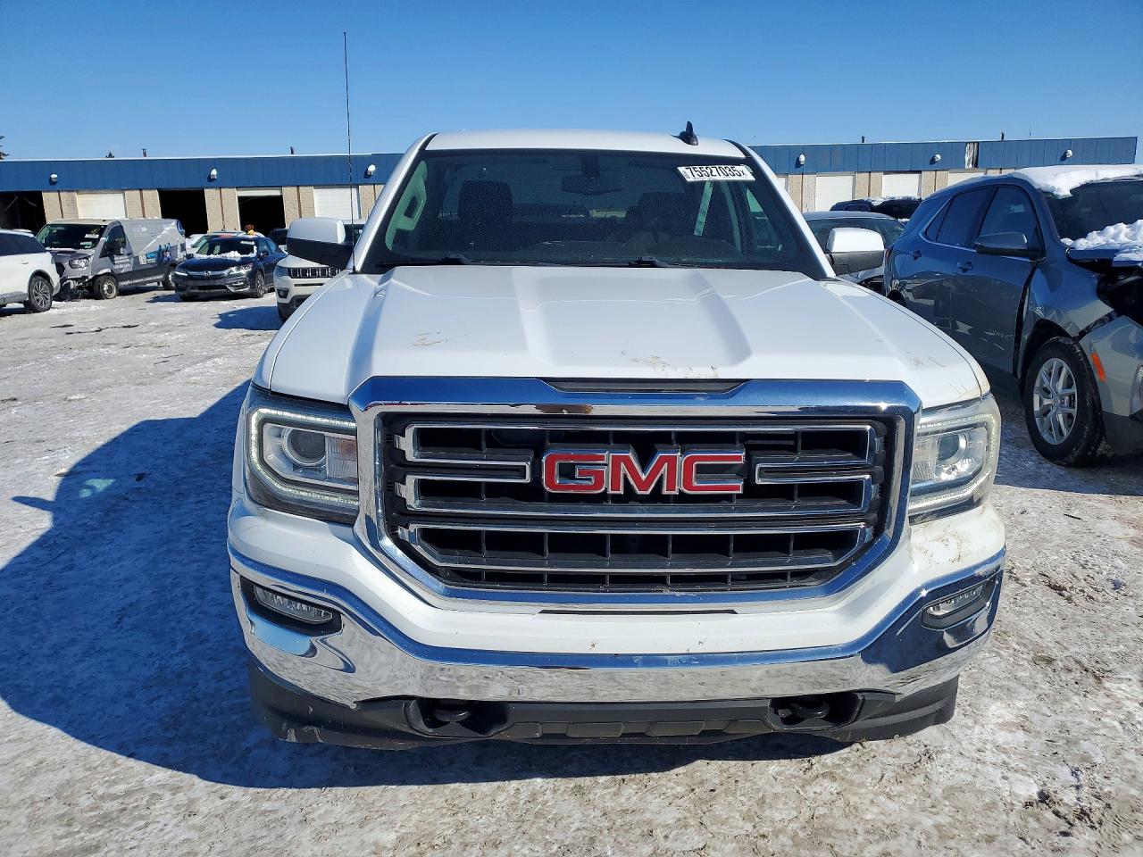 2018 Gmc Sierra K1500 Sle White vin: 1GTV2MEC6JZ327803
