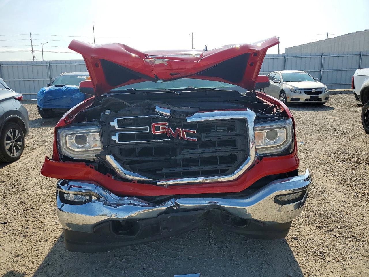 2018 Gmc Sierra K1500 Sle Red vin: 1GTV2MEC7JZ333478