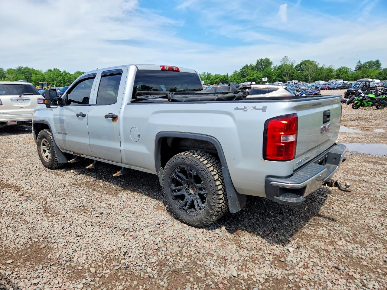2015 Gmc Sierra K1500 Серебряный vin: 1GTV2TEC0FZ209182