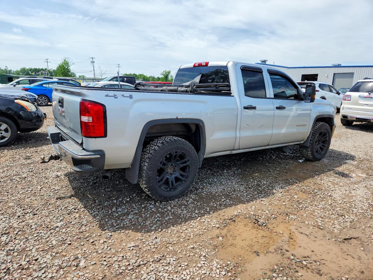 2015 Gmc Sierra K1500 Серебряный vin: 1GTV2TEC0FZ209182