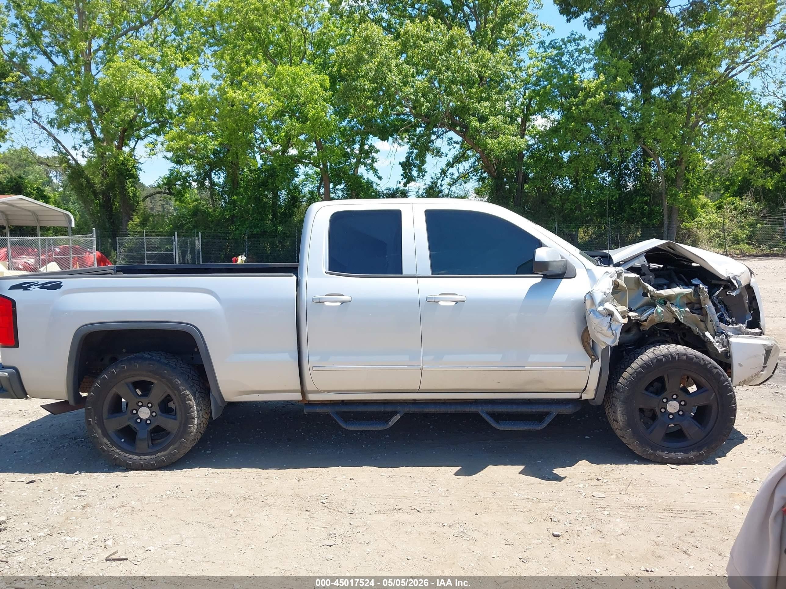 2015 Gmc Sierra 1500   Silver vin: 1GTV2TEC1FZ374075