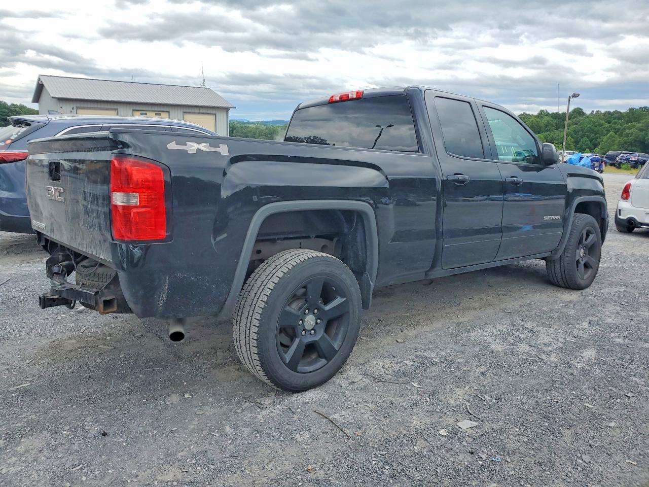 2015 Gmc Sierra K1500 Black vin: 1GTV2TEC3FZ405567
