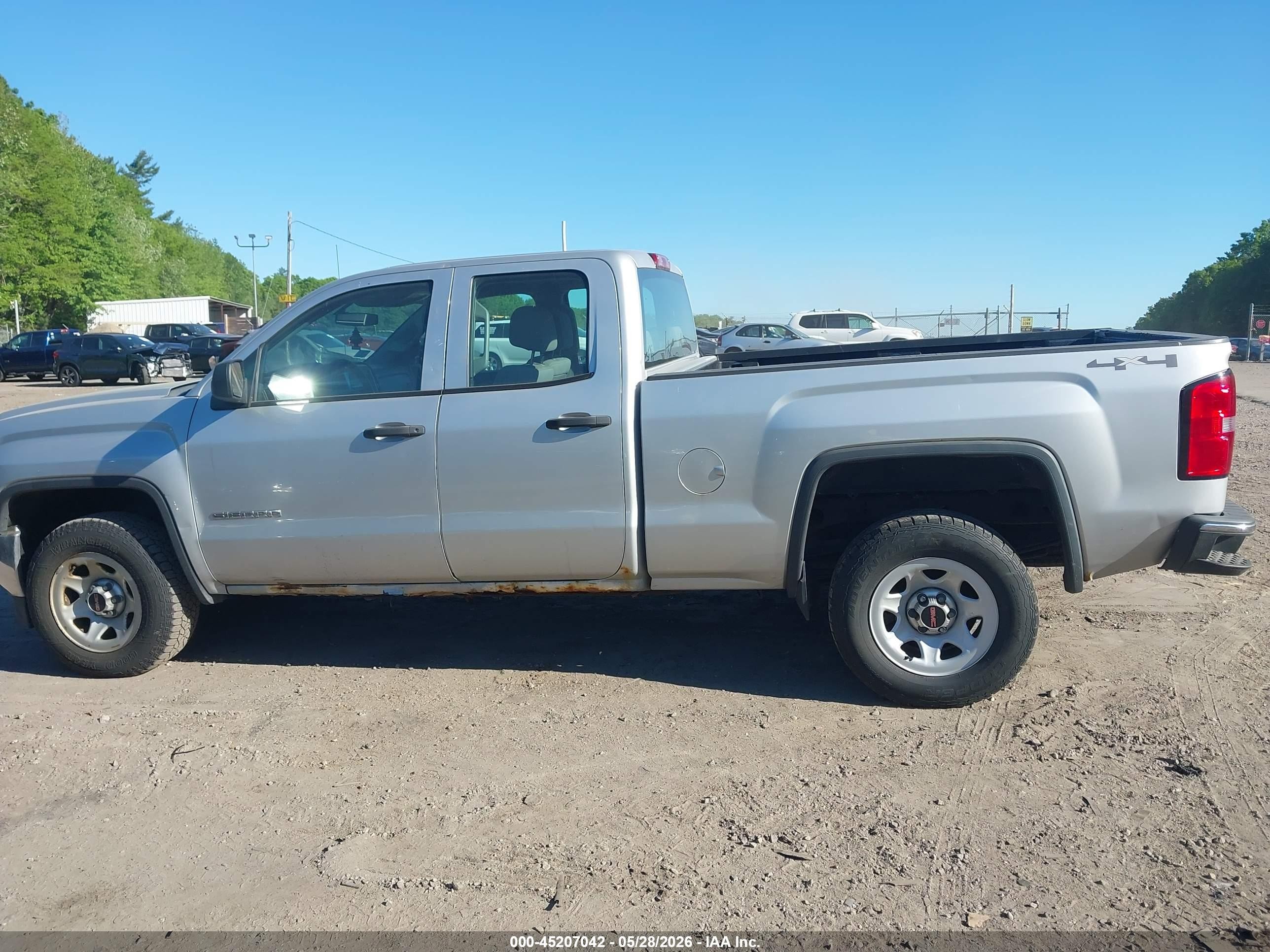 2015 Gmc Sierra 1500   Silver vin: 1GTV2TEC6FZ166032