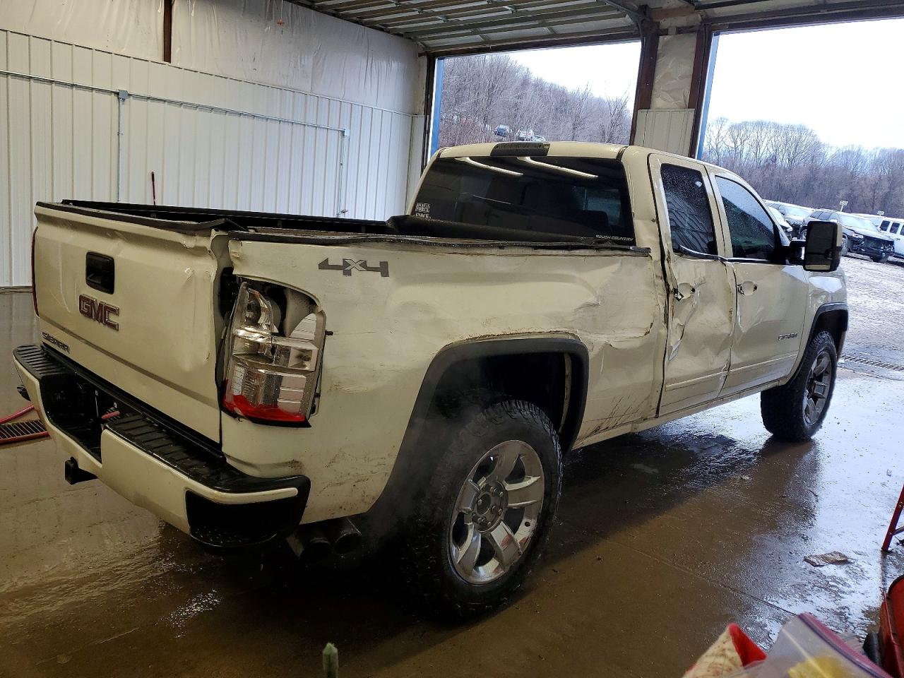 2015 Gmc Sierra K1500 White vin: 1GTV2TEC6FZ387632