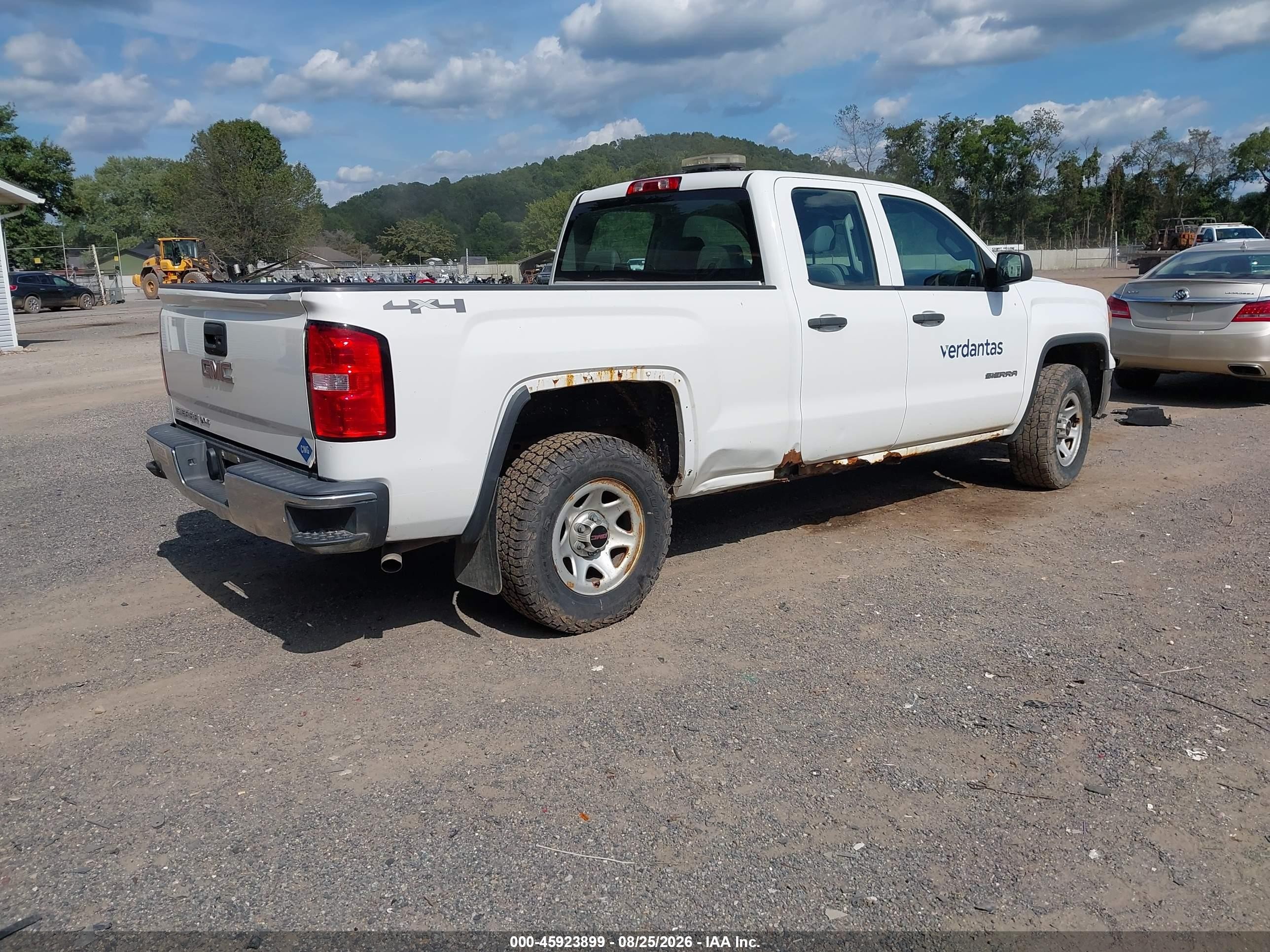 2015 Gmc Sierra 1500 White vin: 1GTV2TEH4FZ182998