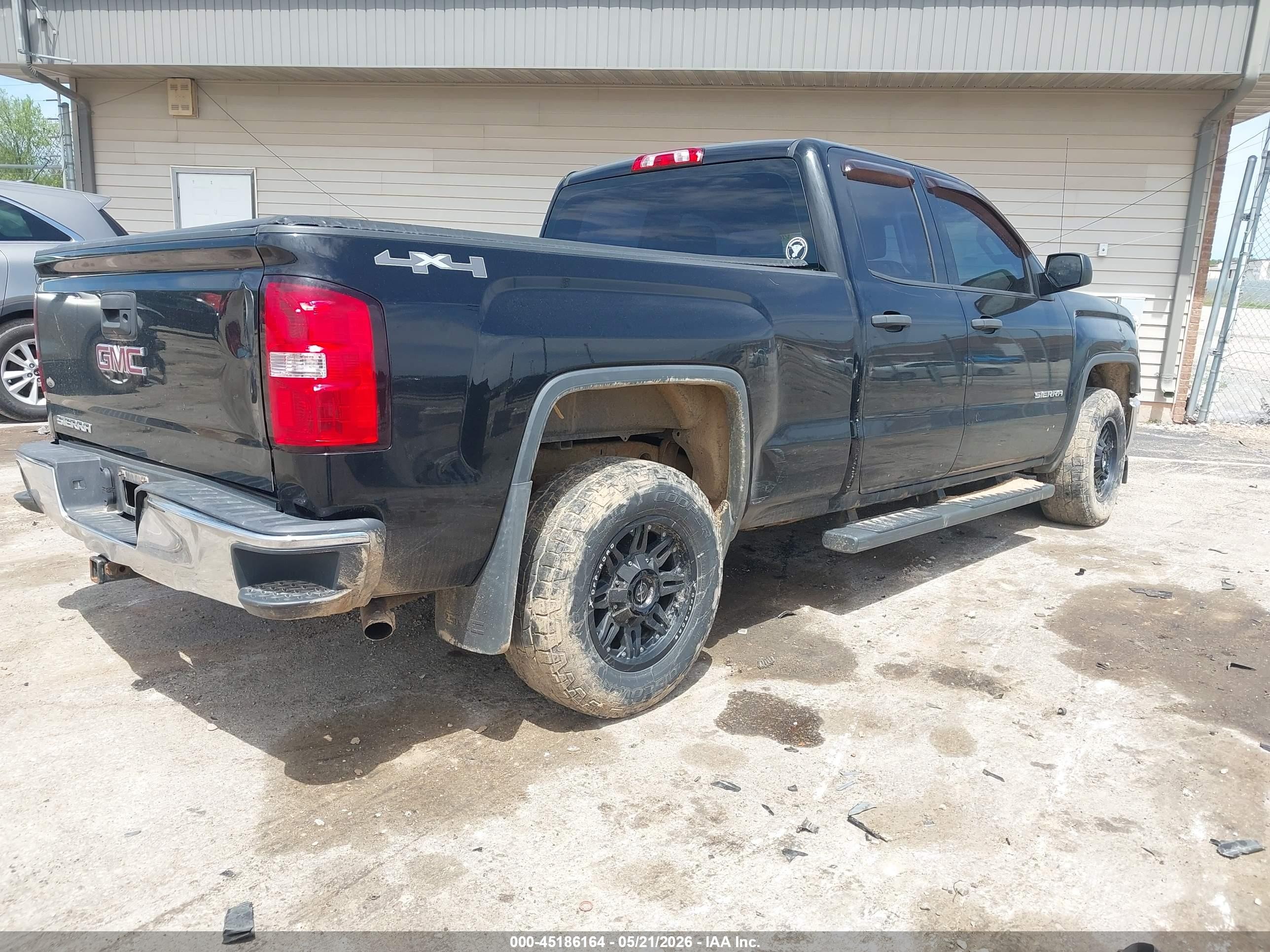 2015 Gmc Sierra 1500   Black vin: 1GTV2TEH5FZ170357