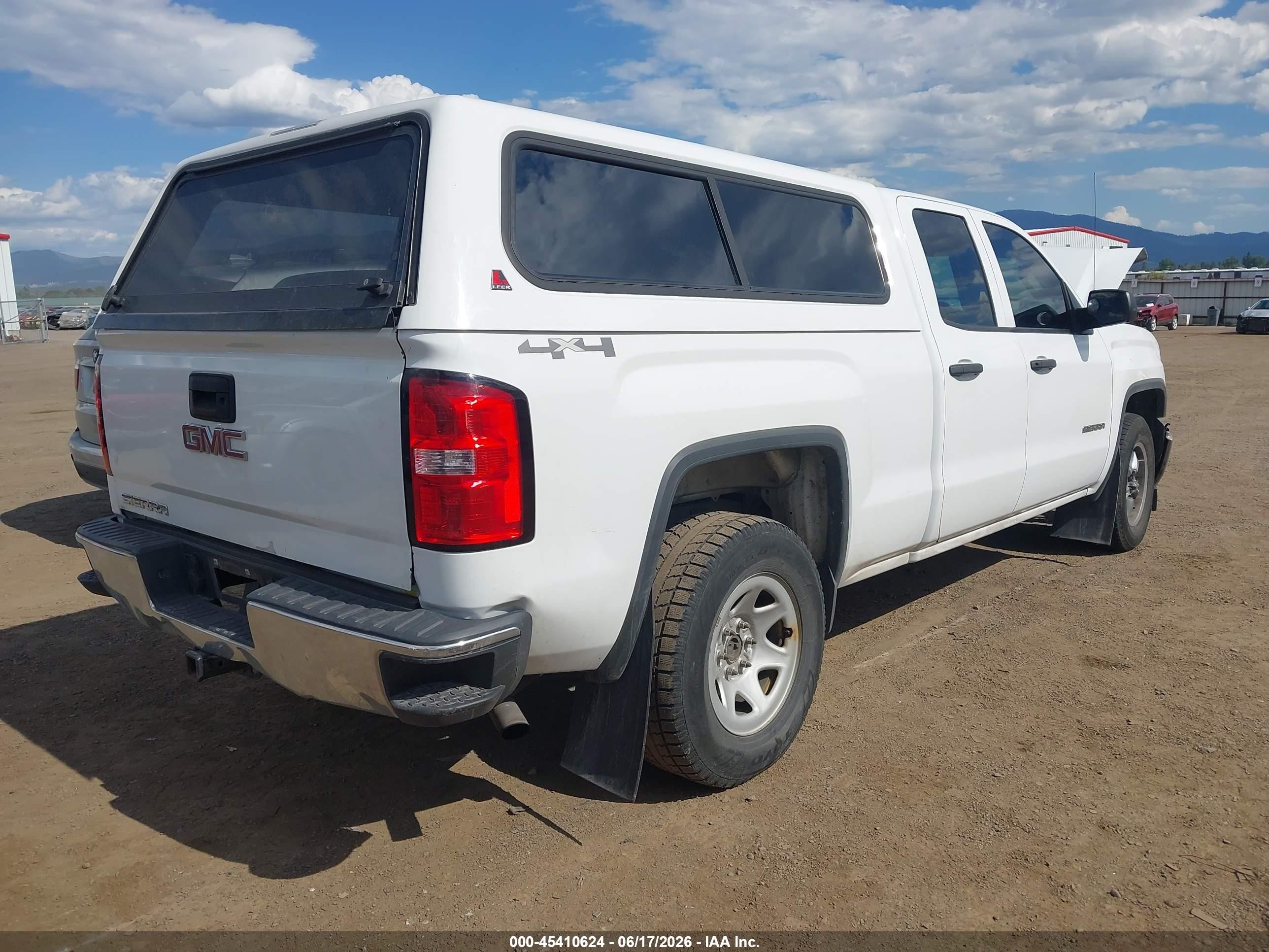 2014 Gmc Sierra 1500   White vin: 1GTV2TEH6EZ182516