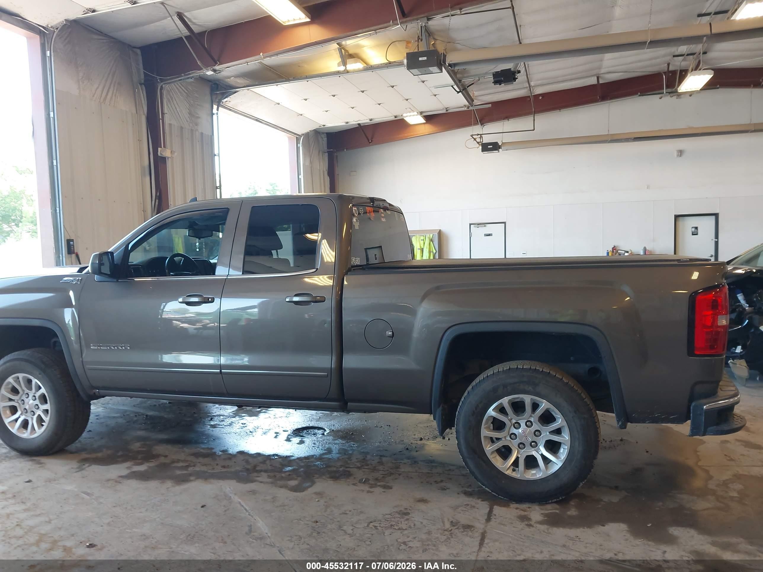 2014 Gmc Sierra 1500 Sle Brown vin: 1GTV2UEC1EZ300885