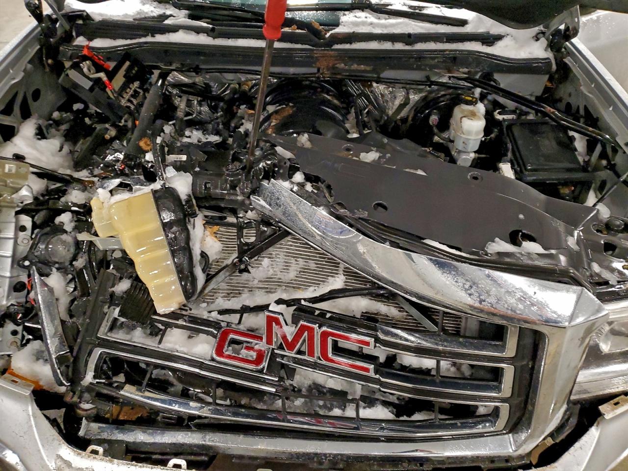 2014 Gmc Sierra K1500 Sle Silver vin: 1GTV2UEC1EZ384173