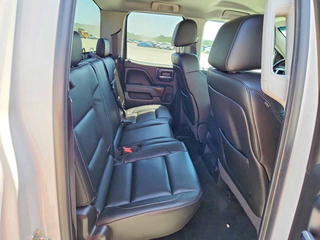 2015 Gmc Sierra K1500 Sle White vin: 1GTV2UEC1FZ171984
