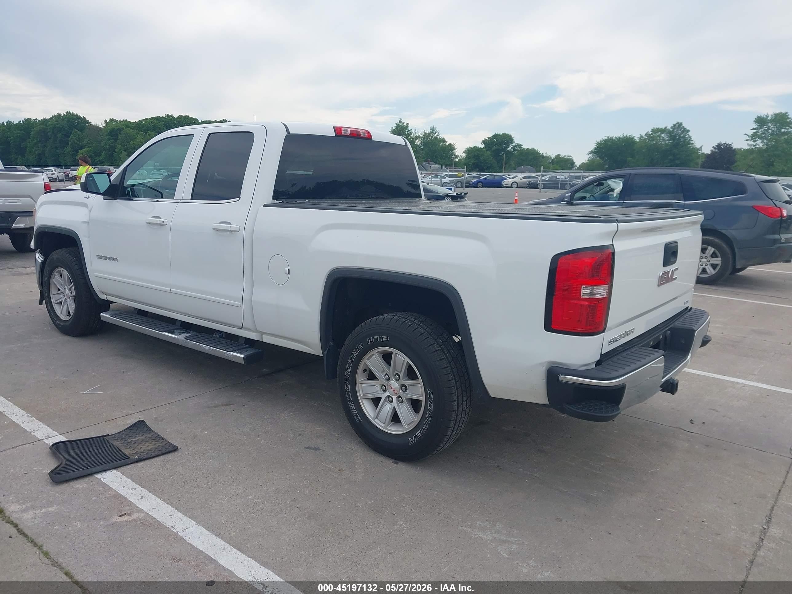 2014 Gmc Sierra 1500 Sle White vin: 1GTV2UEC2EZ371089