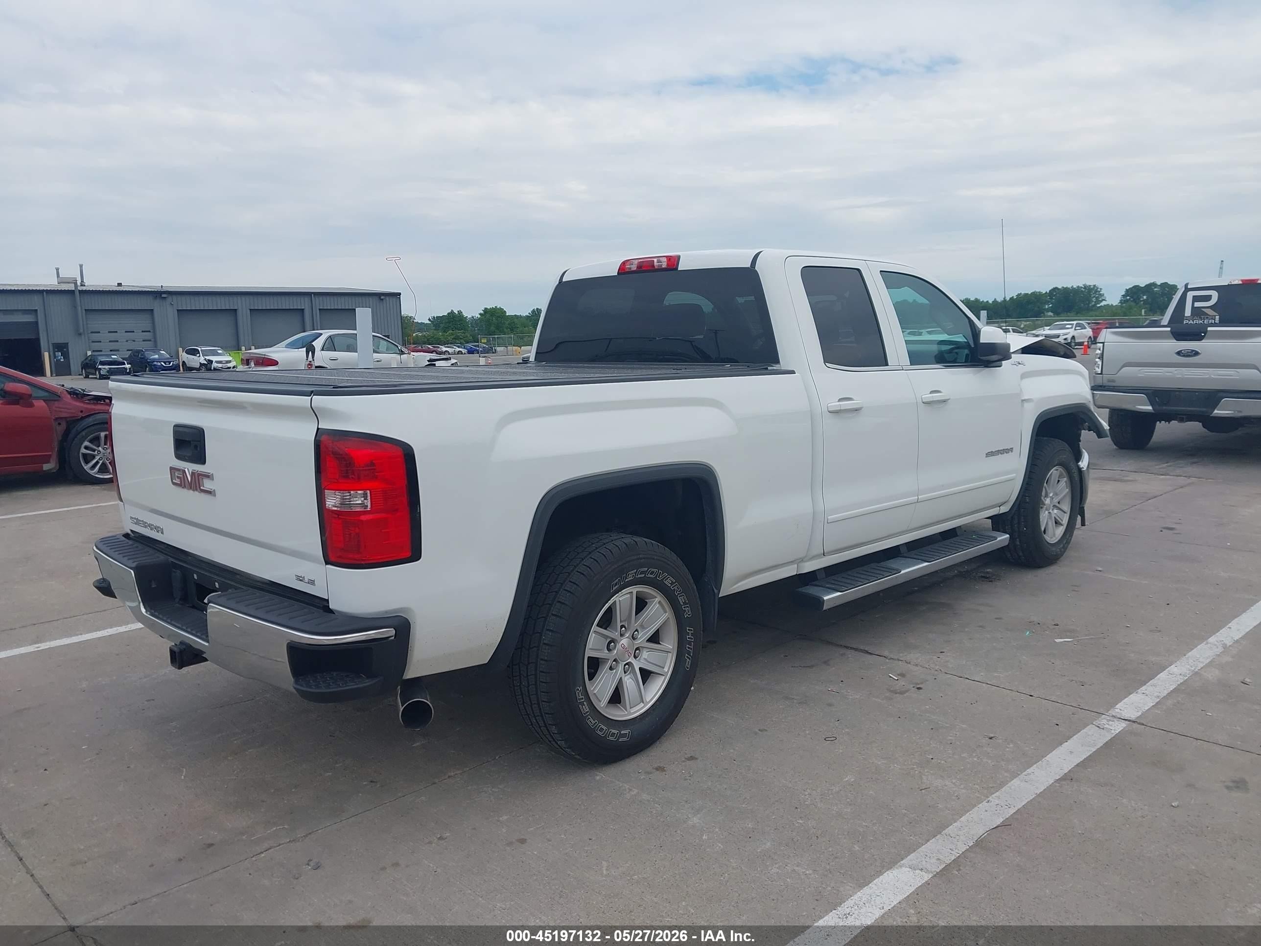2014 Gmc Sierra 1500 Sle White vin: 1GTV2UEC2EZ371089