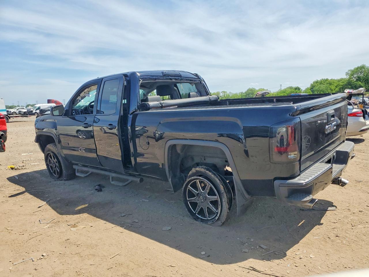 2014 Gmc Sierra K1500 Sle Black vin: 1GTV2UEC2EZ384280