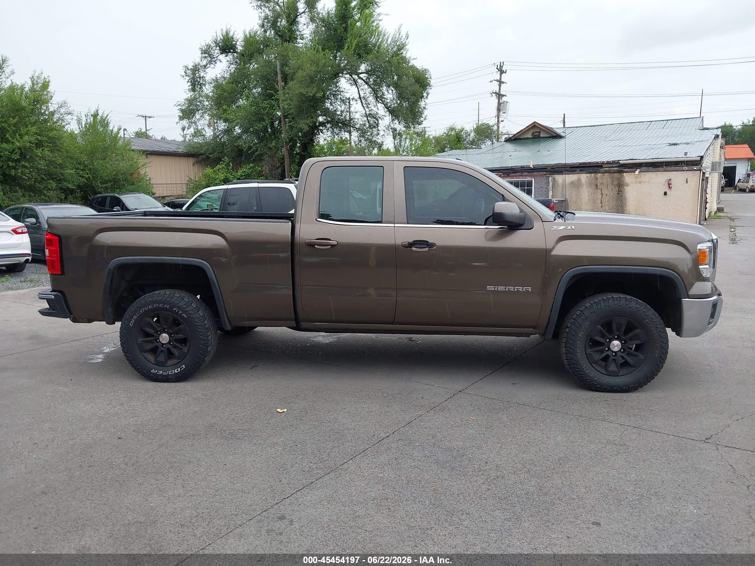 2015 Gmc Sierra 1500 Sle Dark Brown vin: 1GTV2UEC2FZ254839