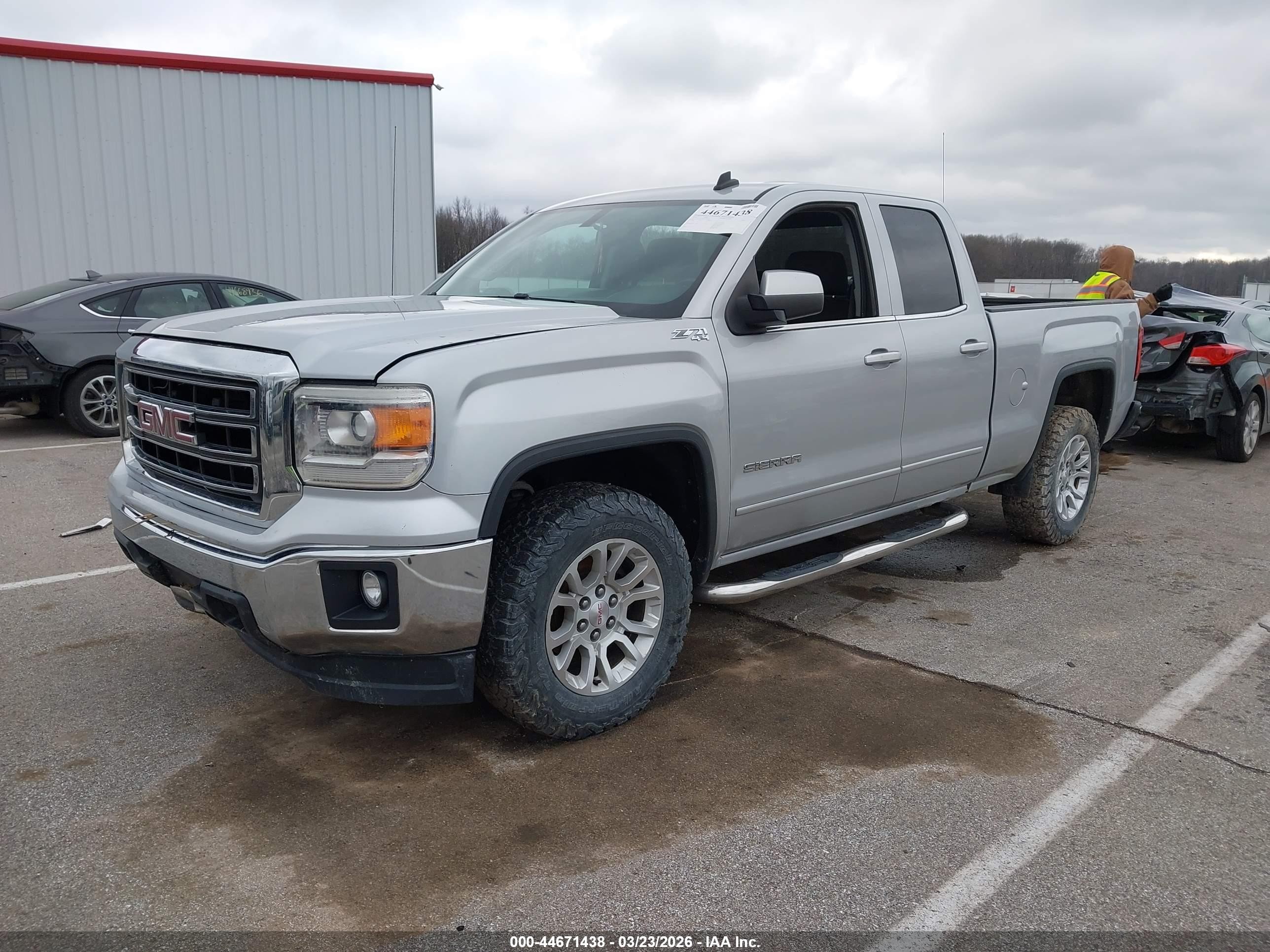 2014 Gmc Sierra 1500 Sle Silver vin: 1GTV2UEC3EZ272216