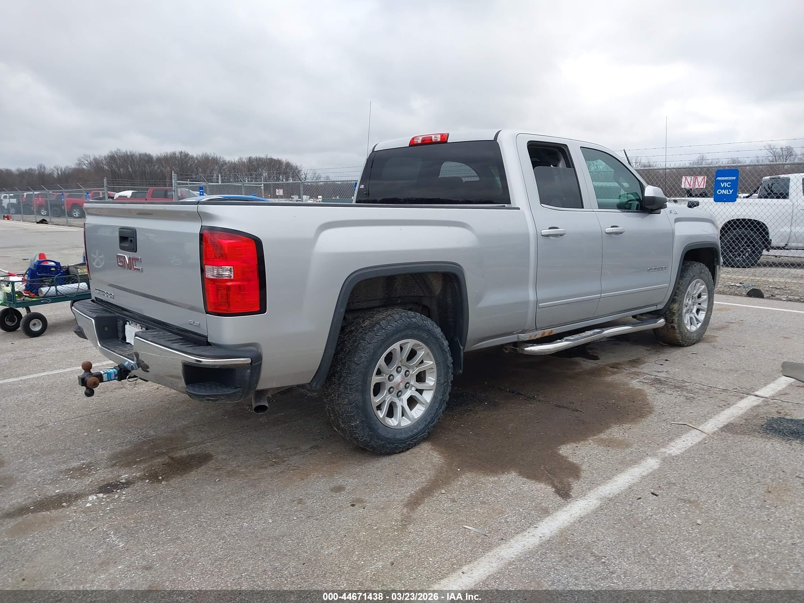 2014 Gmc Sierra 1500 Sle Silver vin: 1GTV2UEC3EZ272216