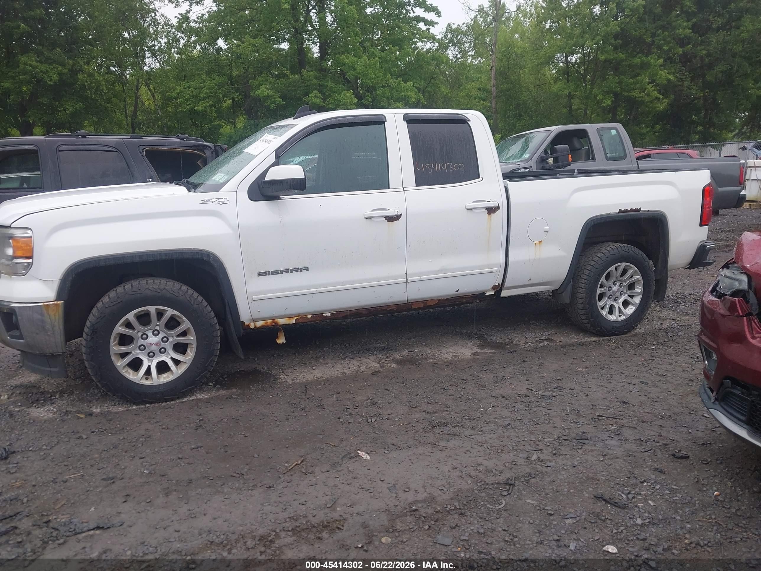 2015 Gmc Sierra 1500 Sle White vin: 1GTV2UEC3FZ220117