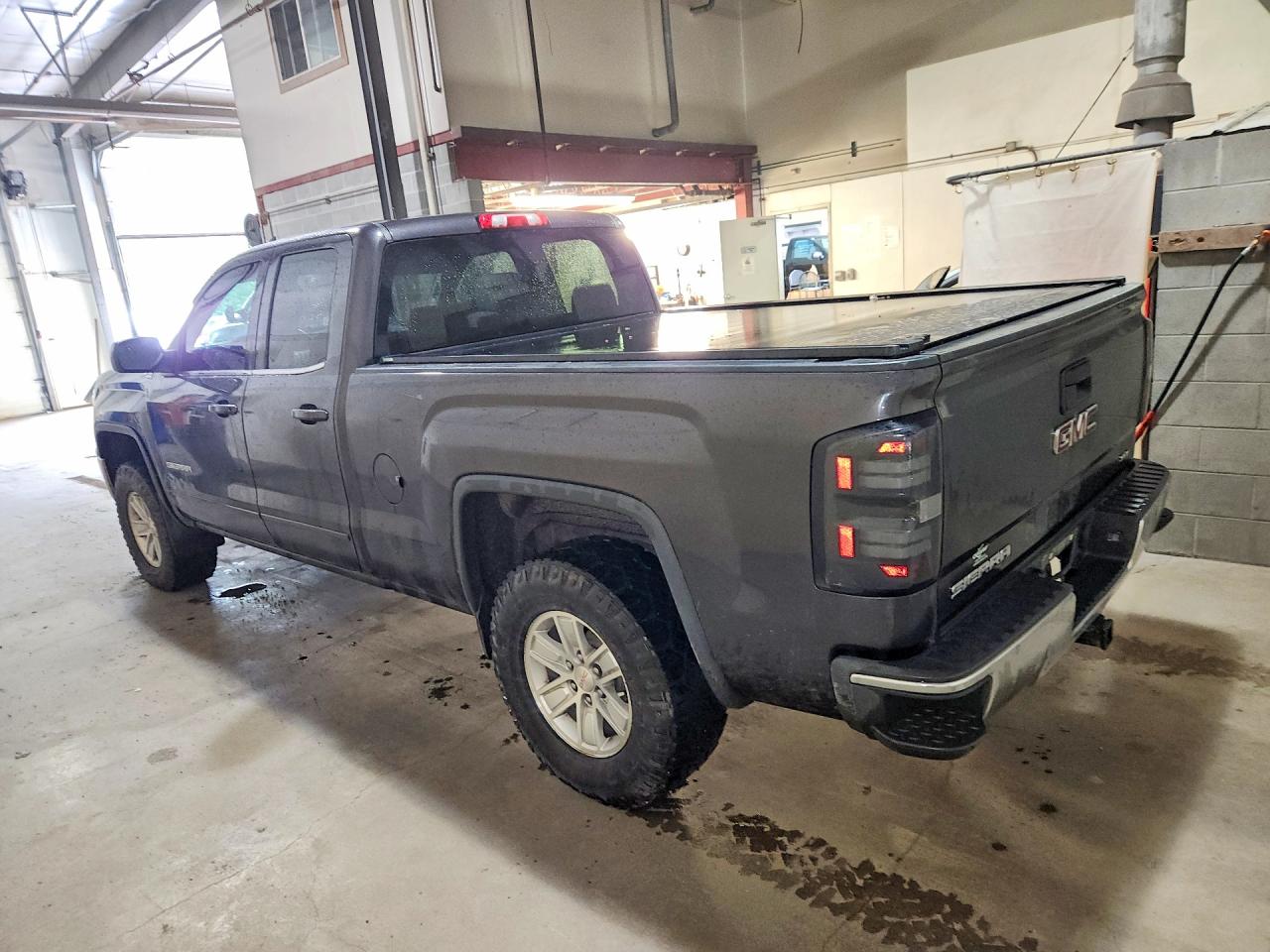 2015 Gmc Sierra K1500 Sle Black vin: 1GTV2UEC5FZ257041