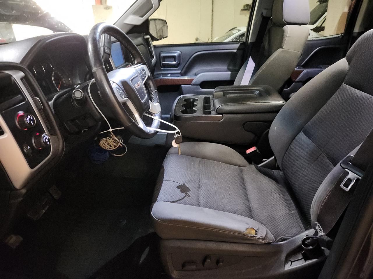 2015 Gmc Sierra K1500 Sle Black vin: 1GTV2UEC5FZ257041 Damage: Left Front Seat Cushion, Worn, Replacement Required