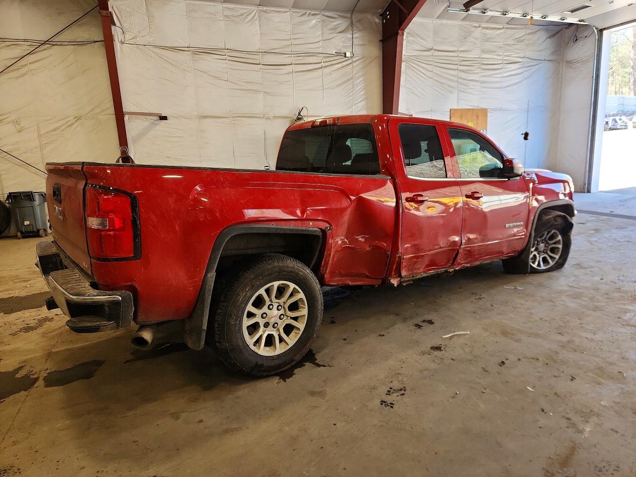 2014 Gmc Sierra K1500 Sle Красный vin: 1GTV2UEC7EZ289732