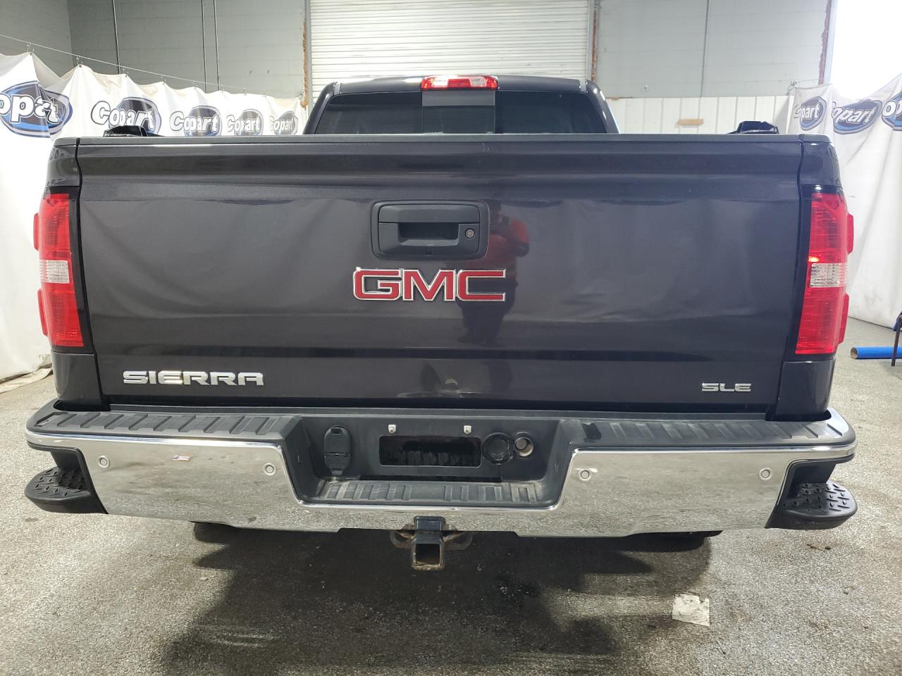 2015 Gmc Sierra K1500 Sle Gray vin: 1GTV2UEC7FZ239530 Damage: Tailgate, Dent(S) W/ Paint Dmg, 11 To 12 Inches