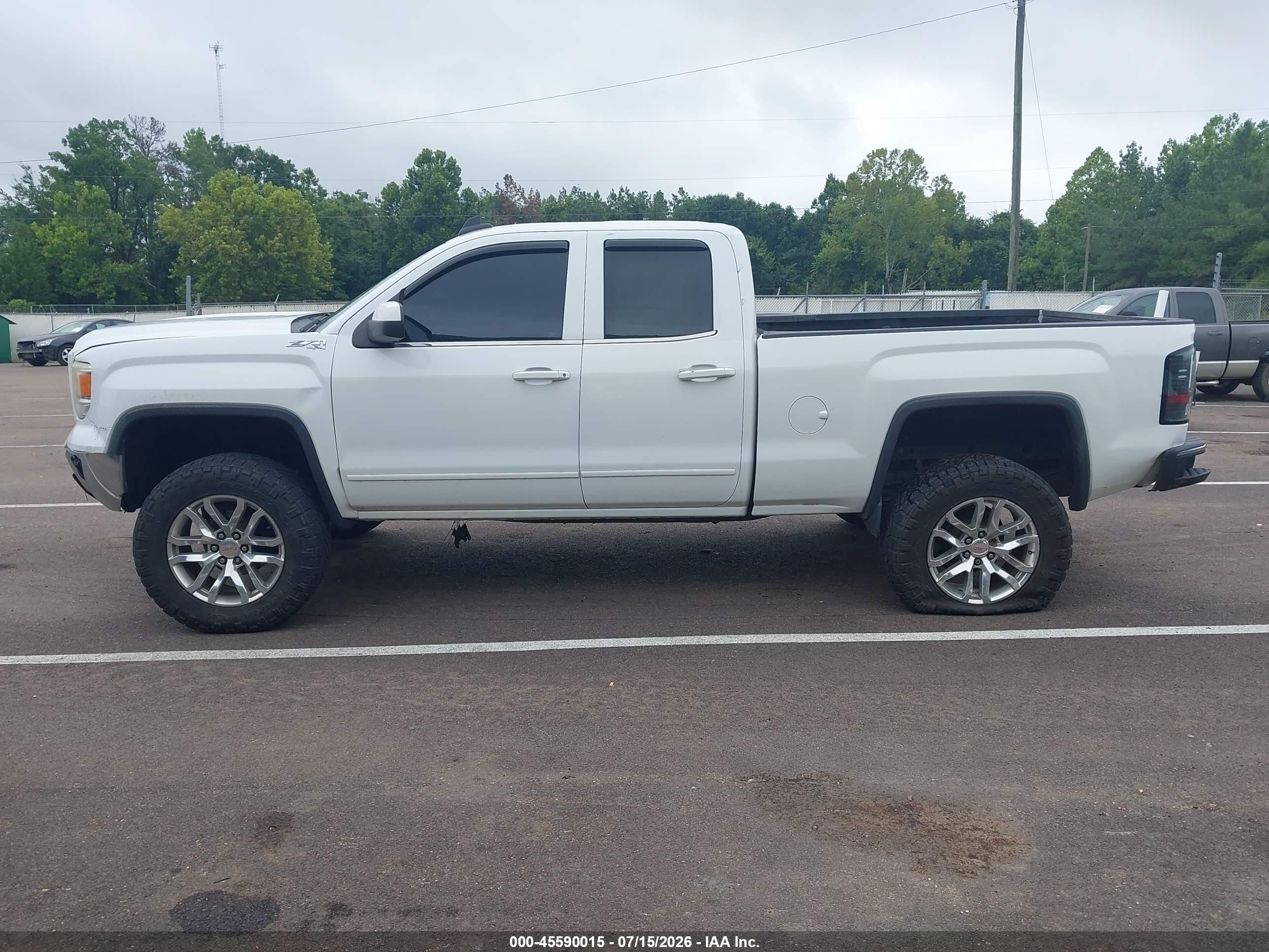 2015 Gmc Sierra 1500 Sle White vin: 1GTV2UEC8FZ170458