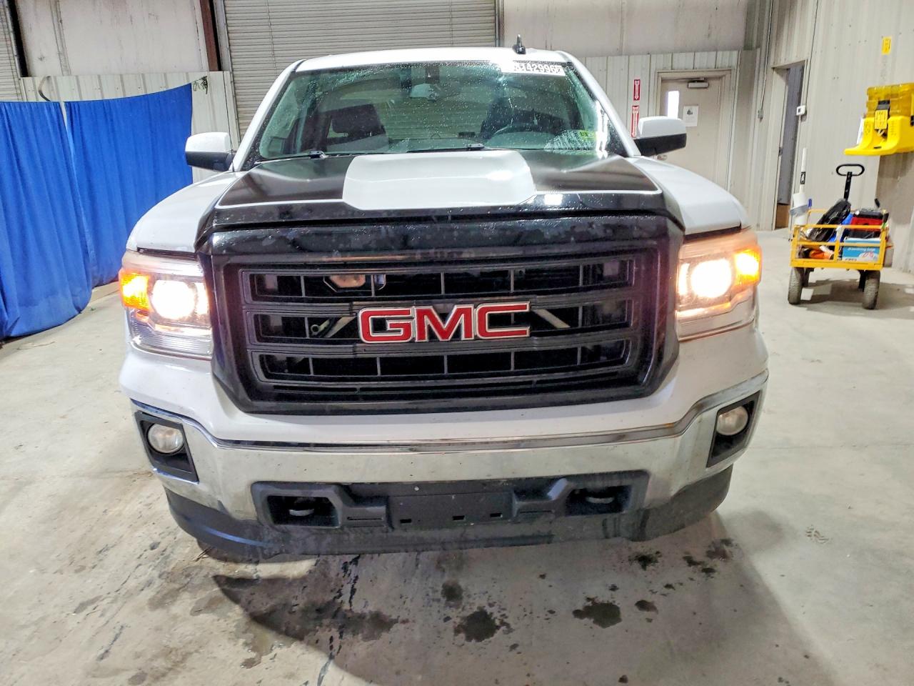 2015 Gmc Sierra K1500 Sle Белый vin: 1GTV2UEC8FZ213440