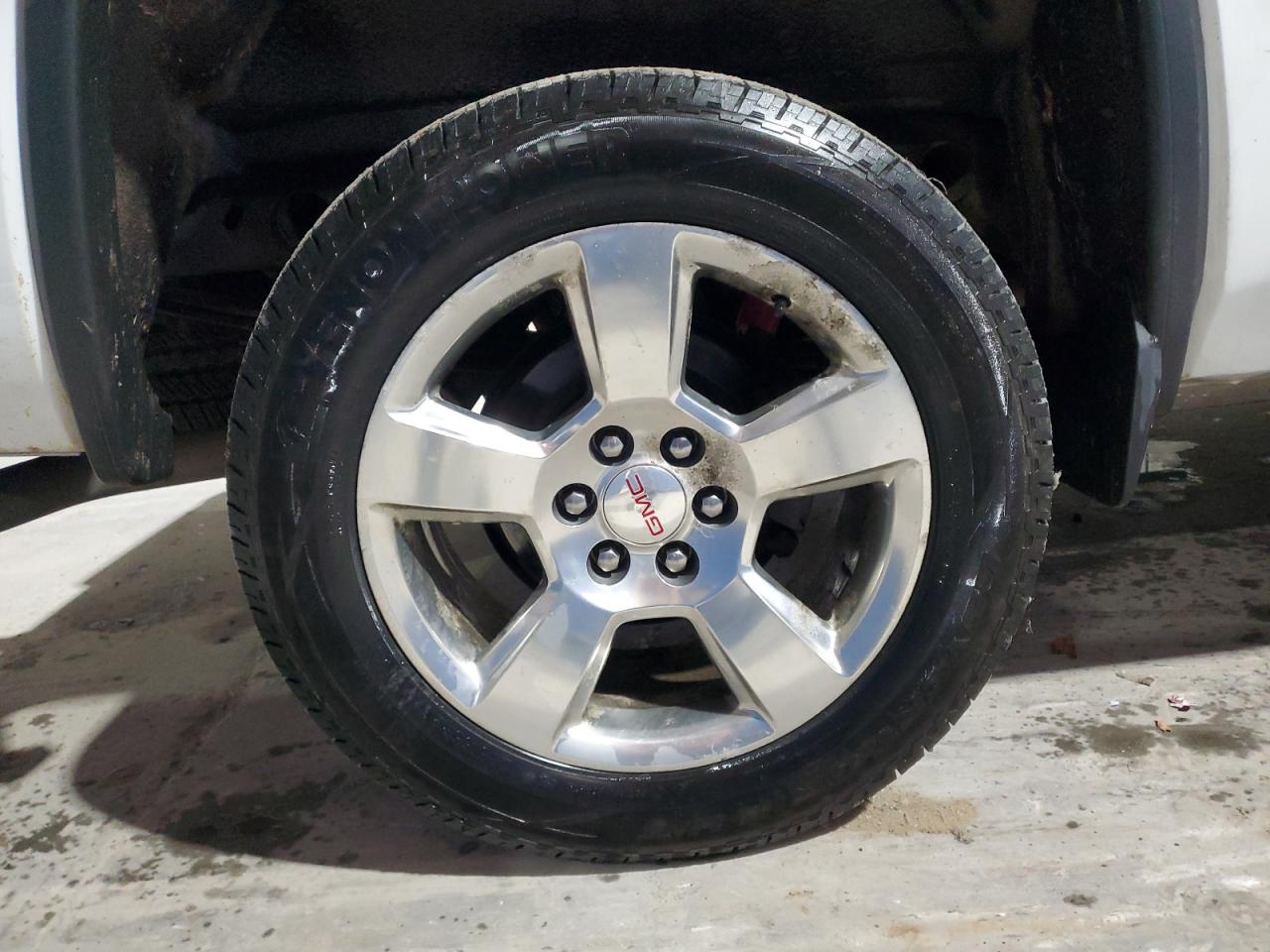 2015 Gmc Sierra K1500 Sle Белый vin: 1GTV2UEC8FZ213440 Damage: Right Rear Wheel, Corrosion, 5 To 6 Inches