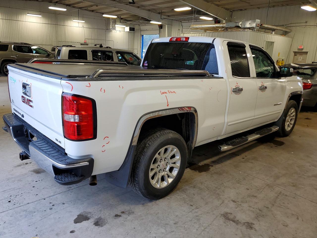 2015 Gmc Sierra K1500 Sle White vin: 1GTV2UEC8FZ239973