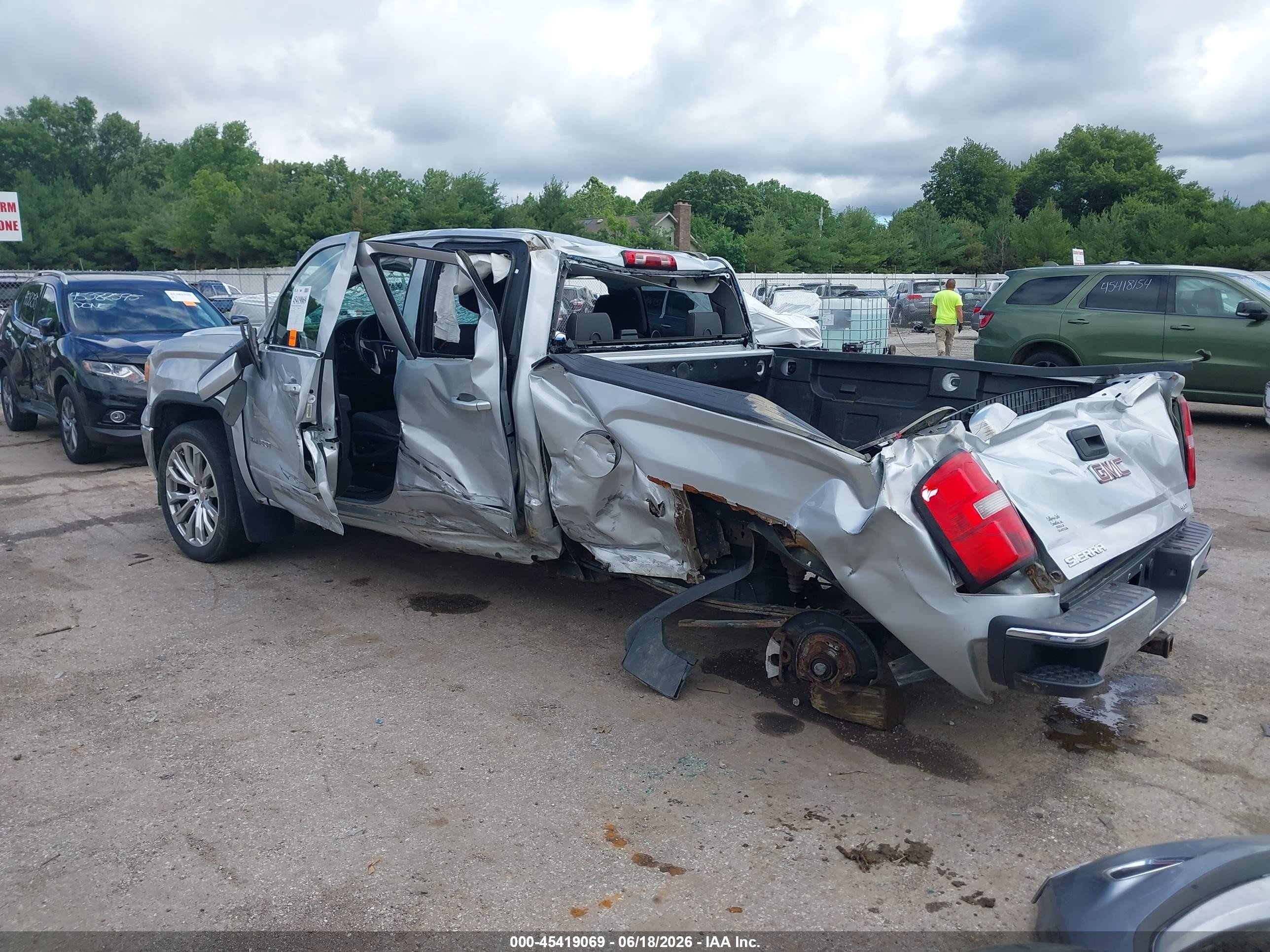 2015 Gmc Sierra 1500 Sle Серебряный vin: 1GTV2UEC9FZ220669