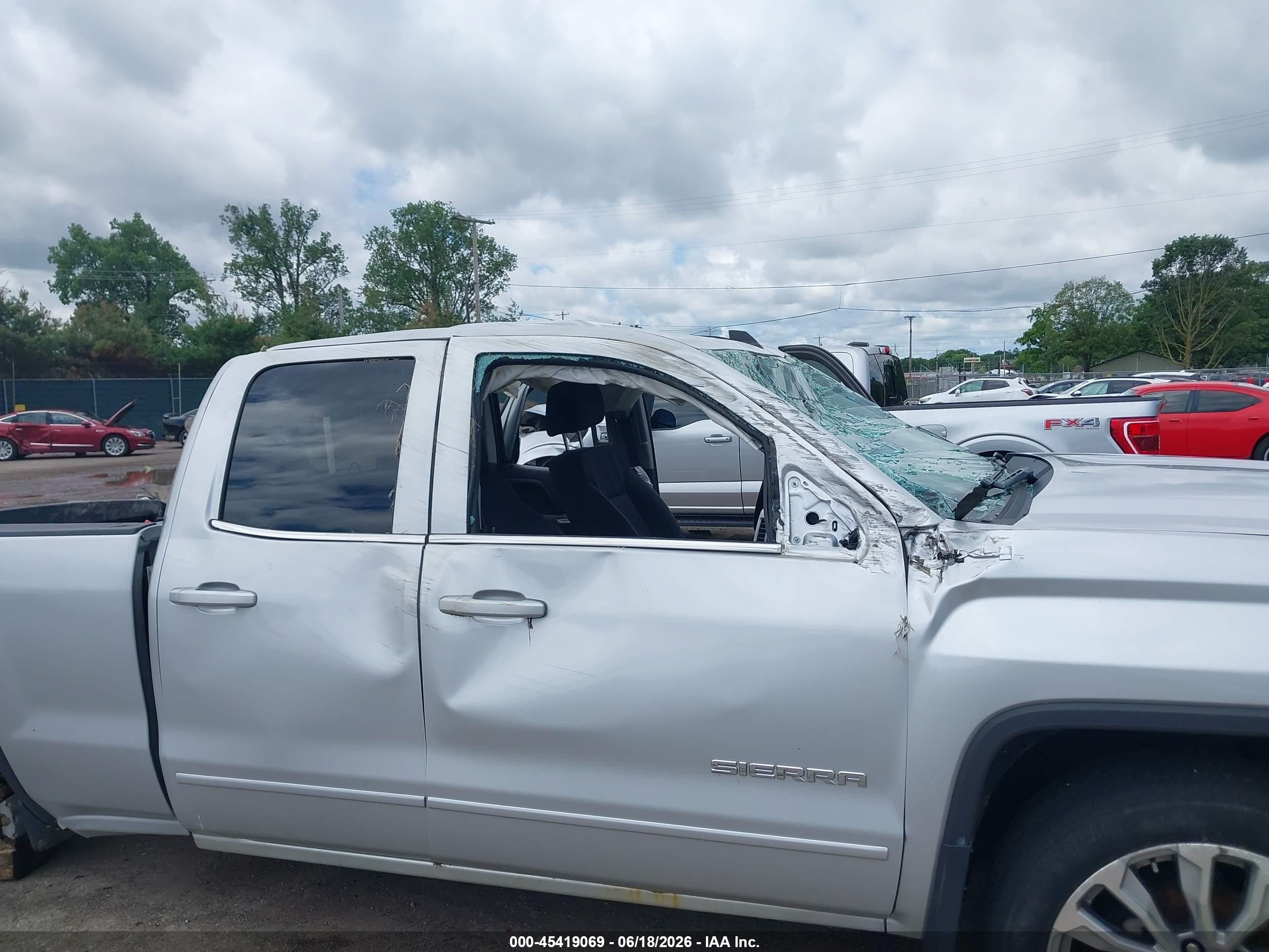 2015 Gmc Sierra 1500 Sle Серебряный vin: 1GTV2UEC9FZ220669
