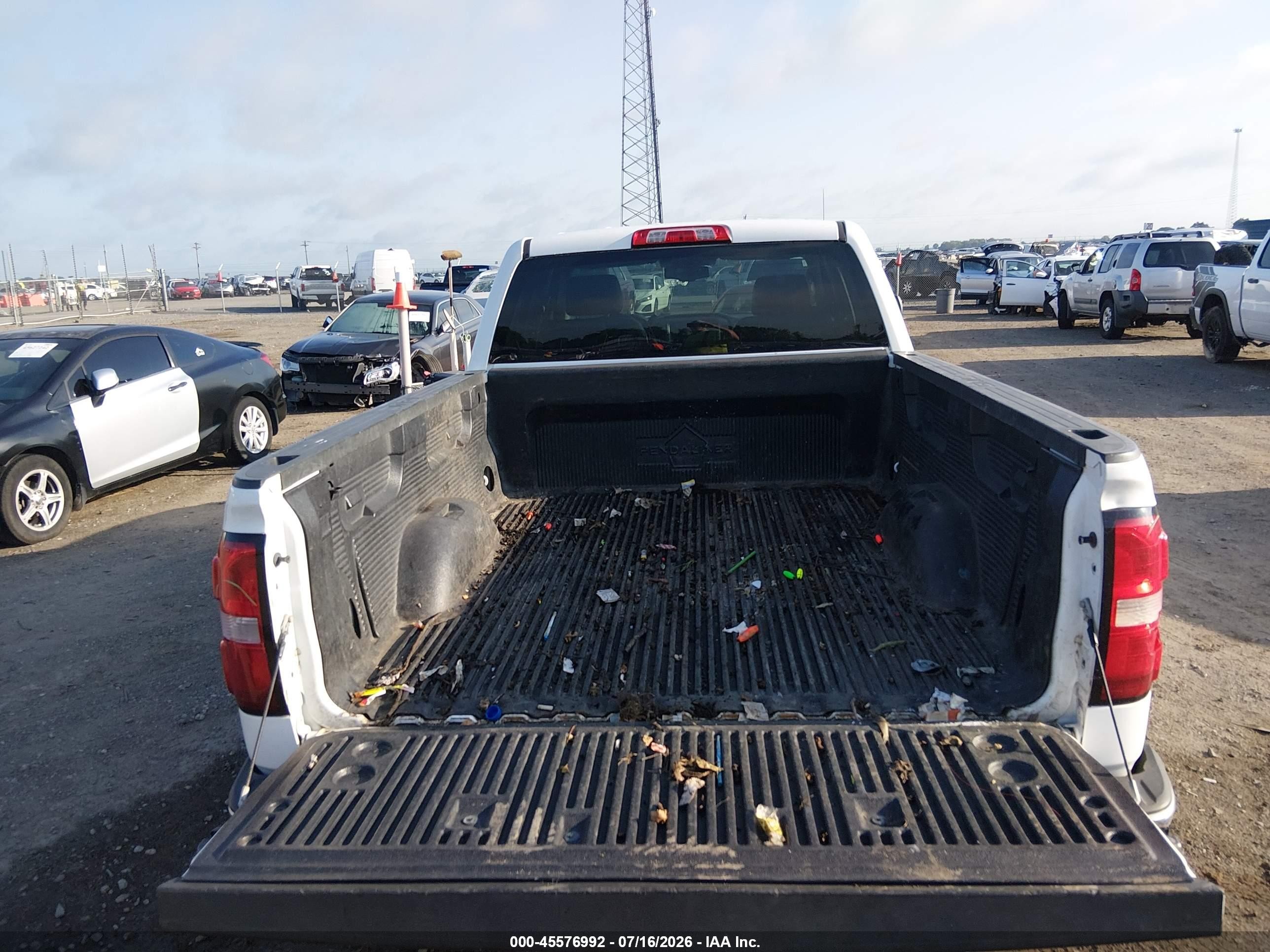 2015 Gmc Sierra 1500 Sle White vin: 1GTV2UEC9FZ226116