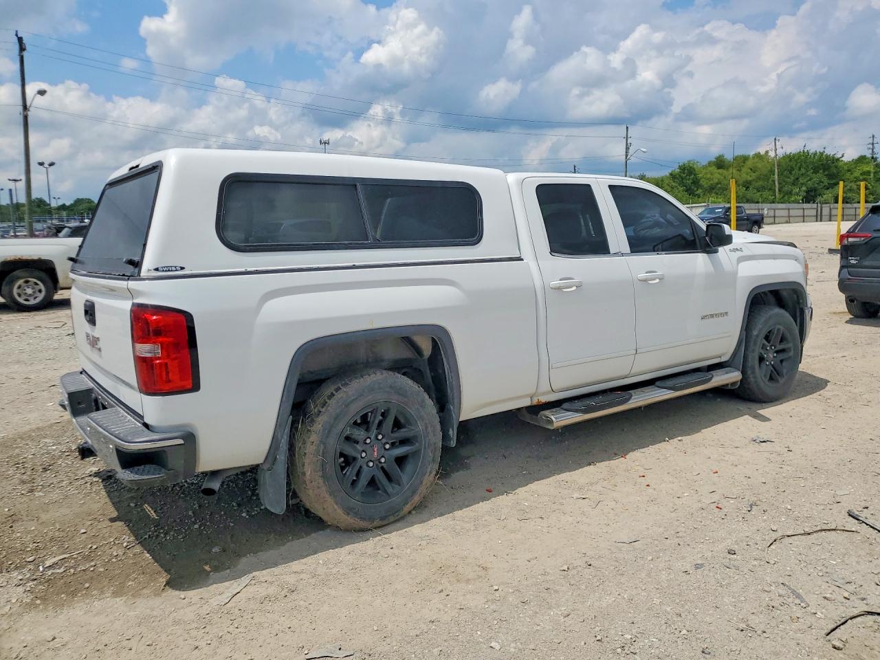 2014 Gmc Sierra K1500 Sle White vin: 1GTV2UECXEZ112236