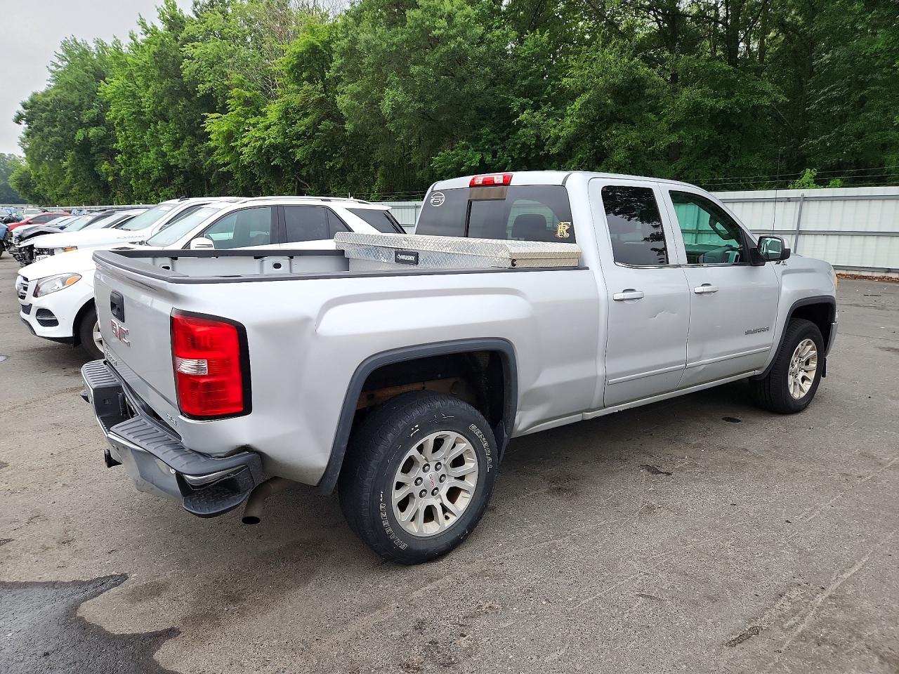 2015 Gmc Sierra K1500 Sle Silver vin: 1GTV2UECXFZ409170