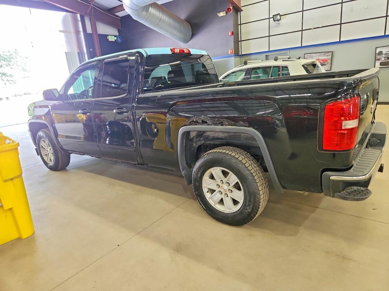 2015 Gmc Sierra K1500 Sle Black vin: 1GTV2UEH2FZ299758