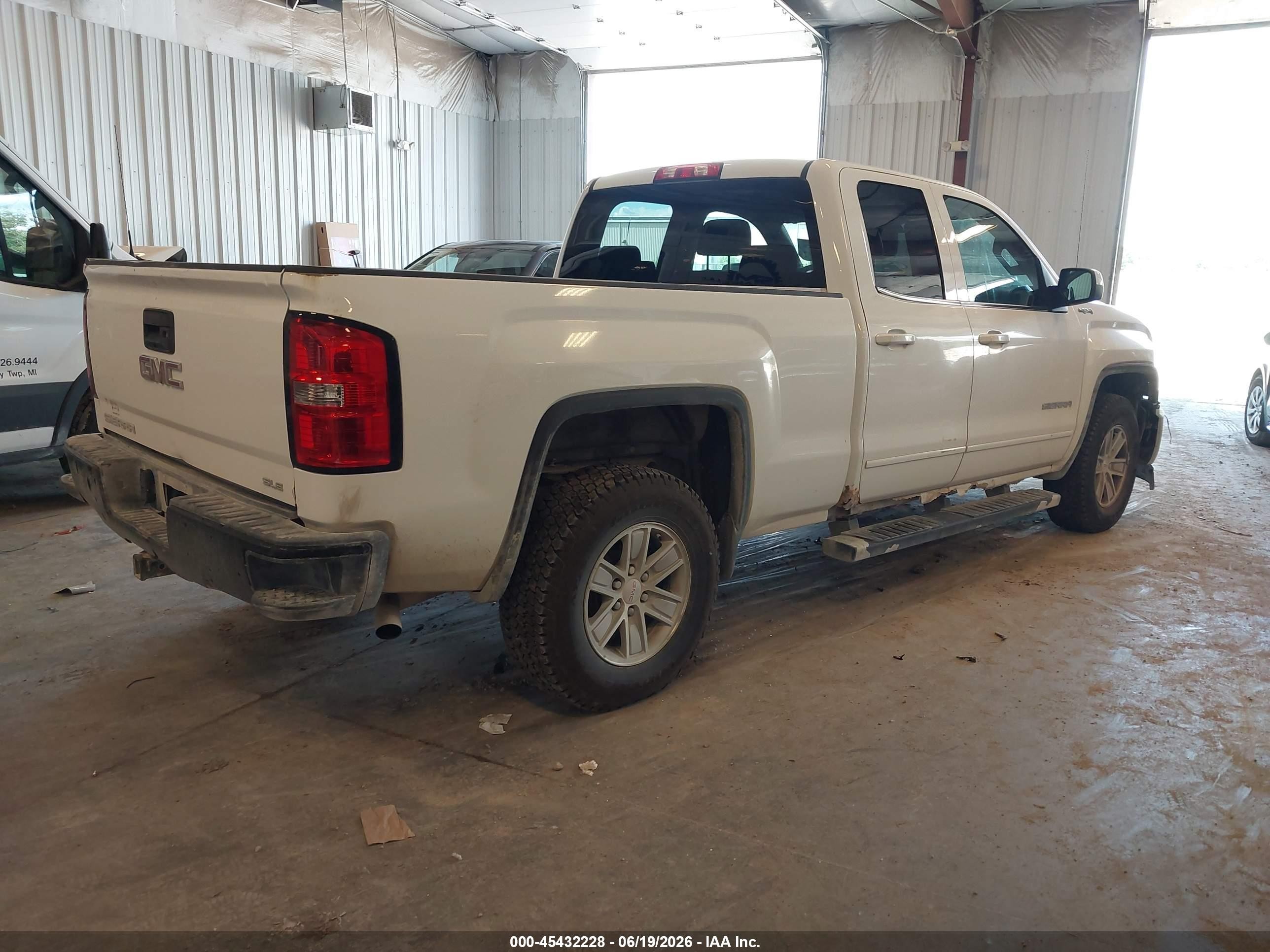 2014 Gmc Sierra 1500 Sle White vin: 1GTV2UEH7EZ314737