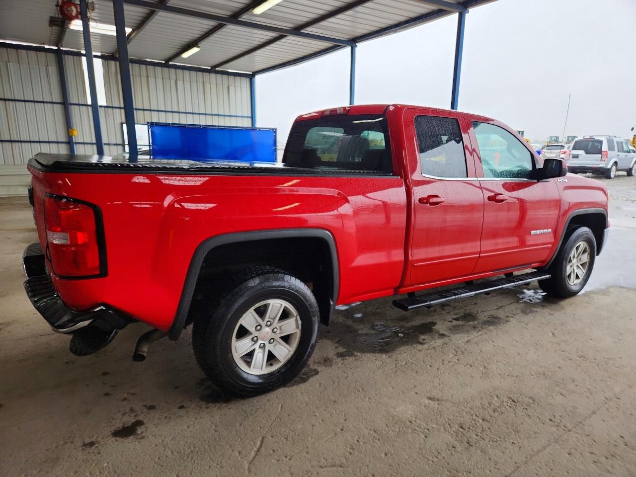 2015 Gmc Sierra K1500 Sle Red vin: 1GTV2UEHXFZ211071