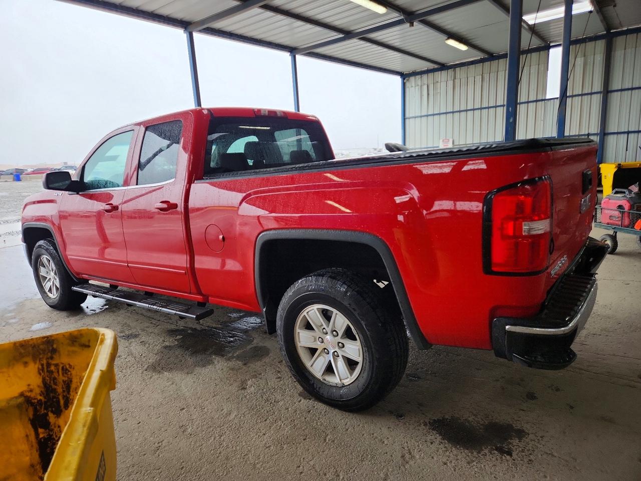2015 Gmc Sierra K1500 Sle Red vin: 1GTV2UEHXFZ211071