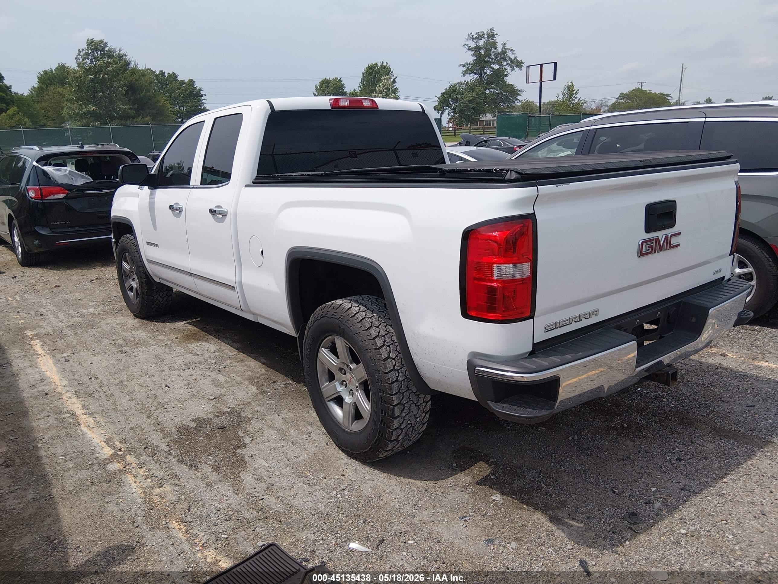 2015 Gmc Sierra 1500 Slt White vin: 1GTV2VEC2FZ342604