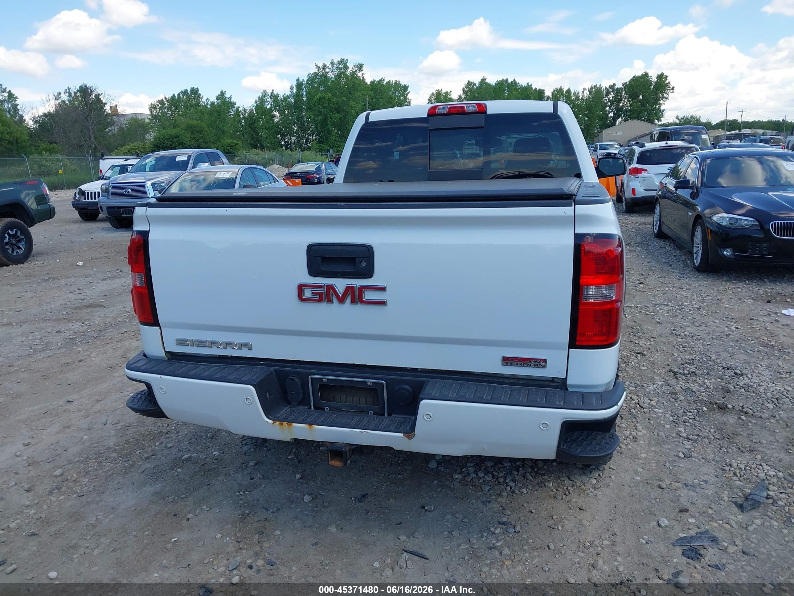 2015 Gmc Sierra 1500 Slt White vin: 1GTV2VEC4FZ167353