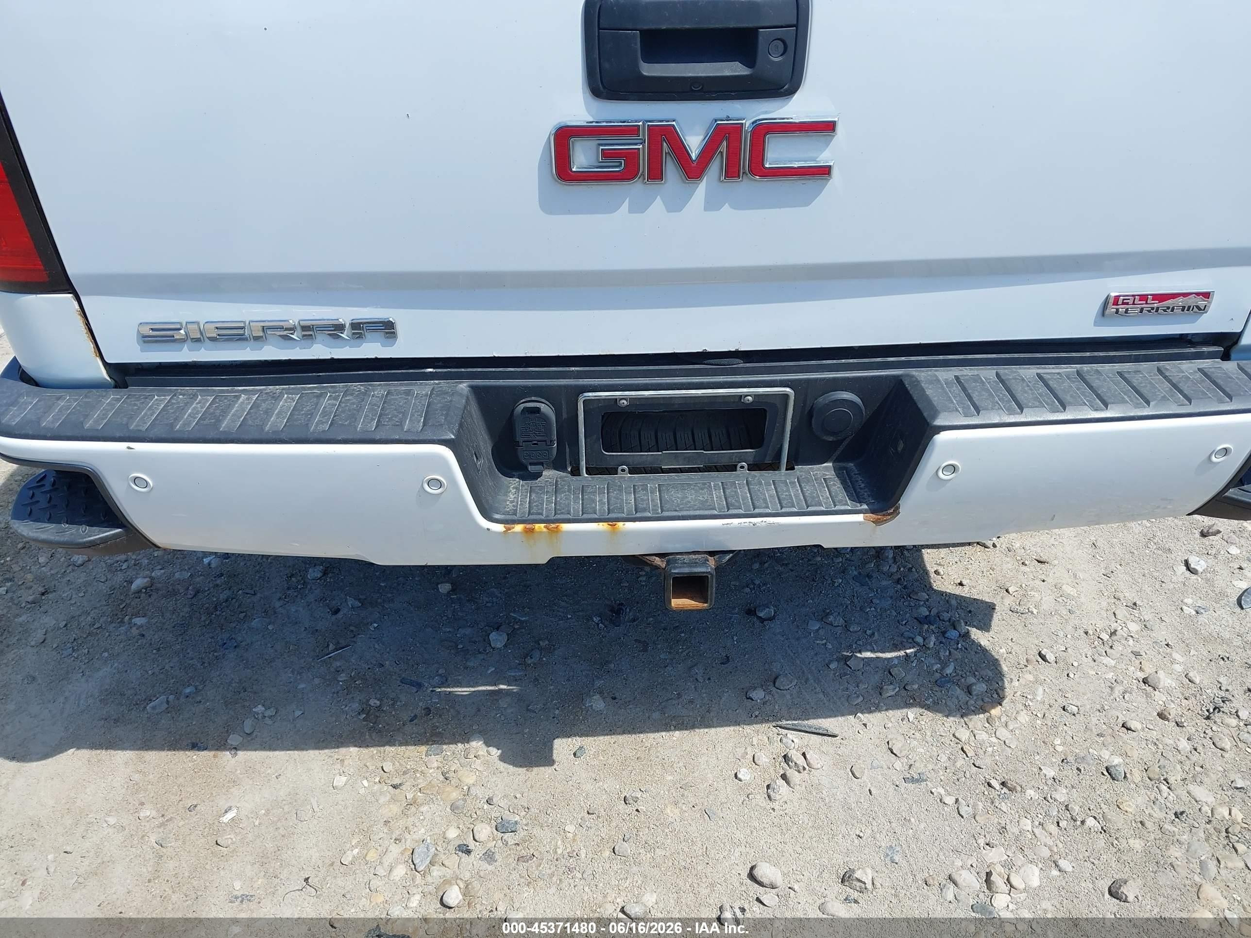 2015 Gmc Sierra 1500 Slt White vin: 1GTV2VEC4FZ167353