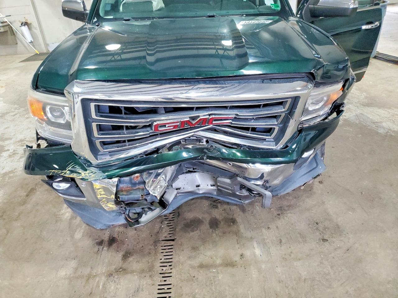 2015 Gmc Sierra K1500 Slt Зеленый vin: 1GTV2VEC8FZ244239