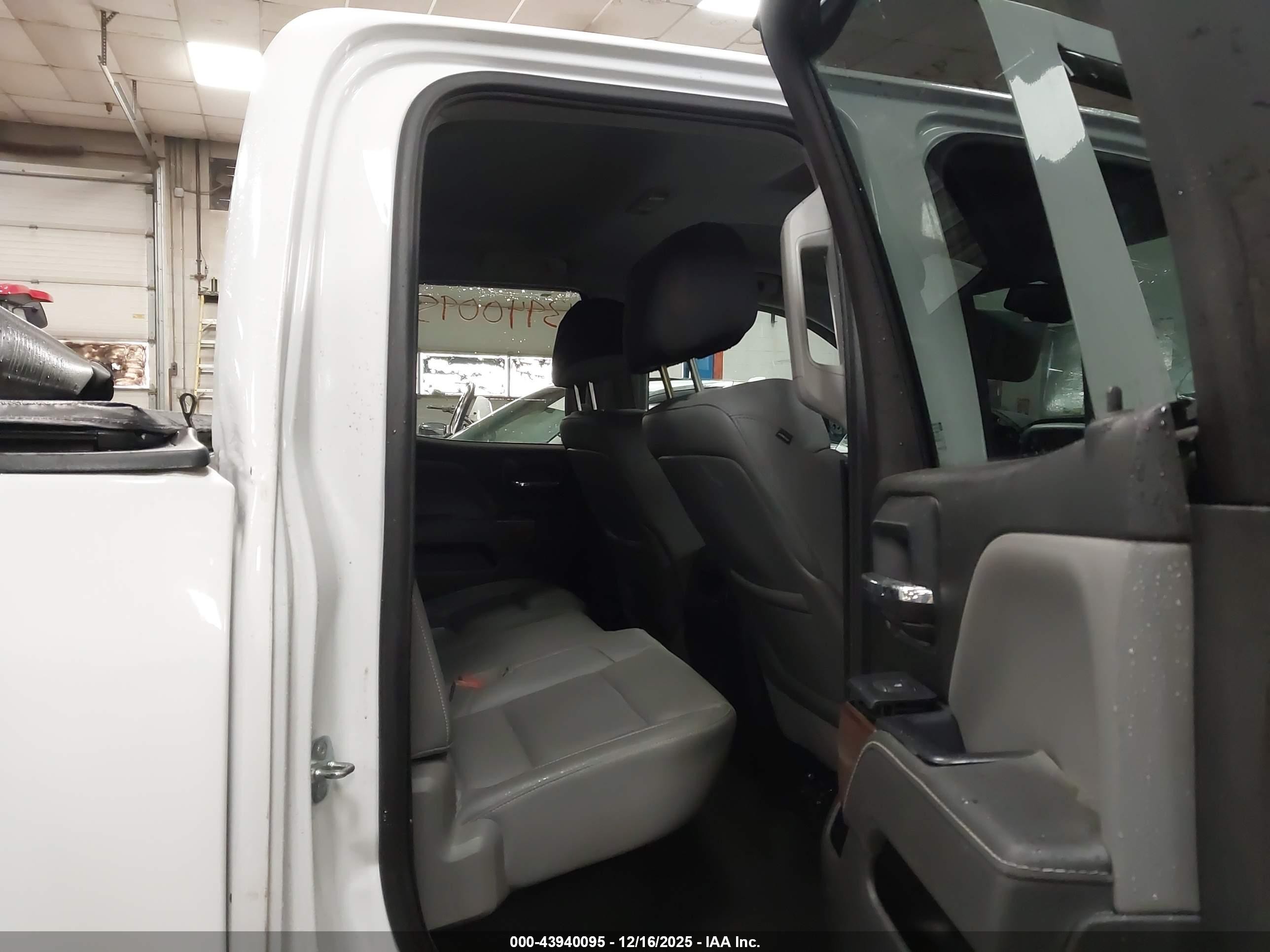 2014 Gmc Sierra 1500 Slt White vin: 1GTV2VECXEZ375753