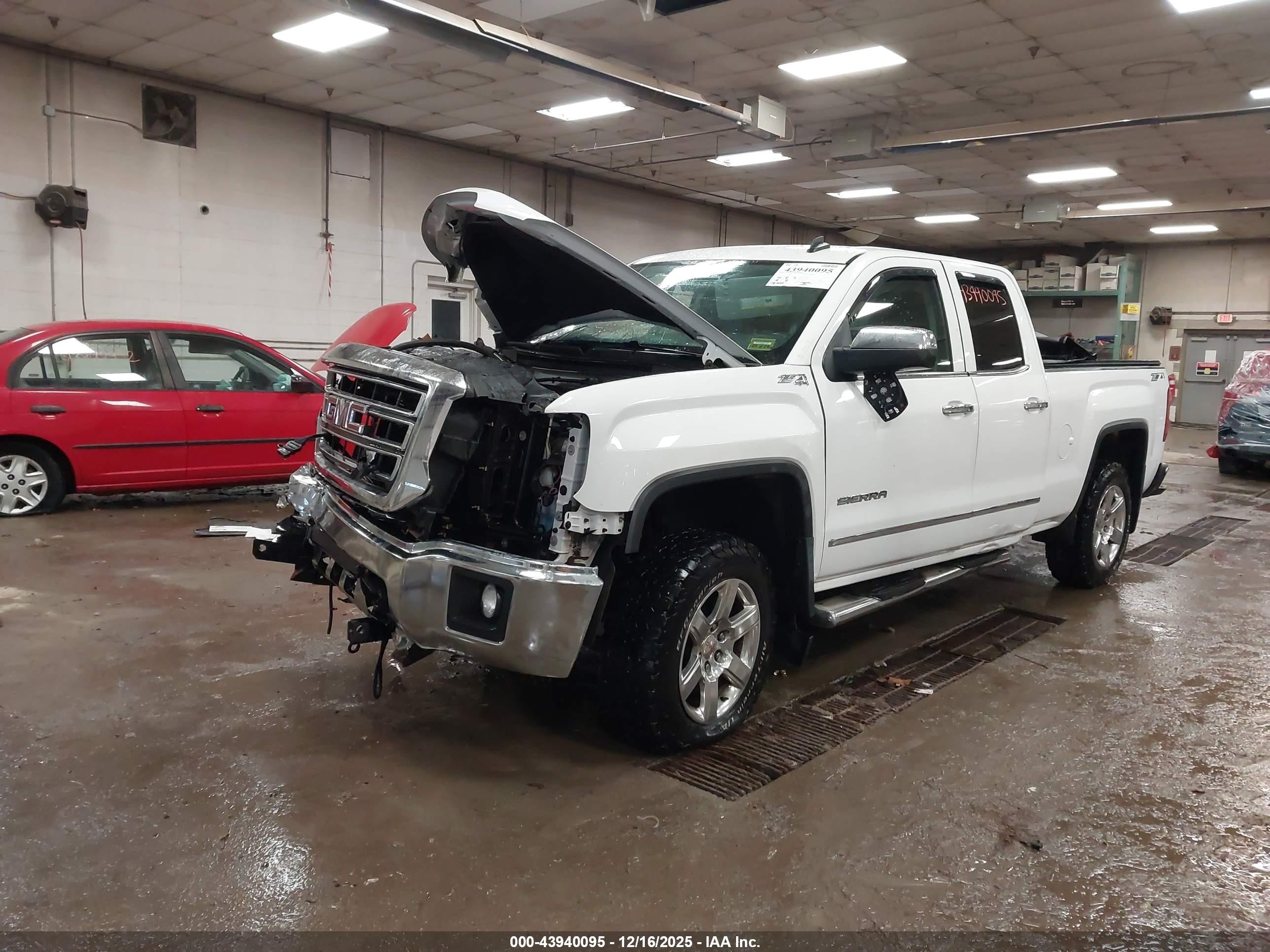 2014 Gmc Sierra 1500 Slt White vin: 1GTV2VECXEZ375753
