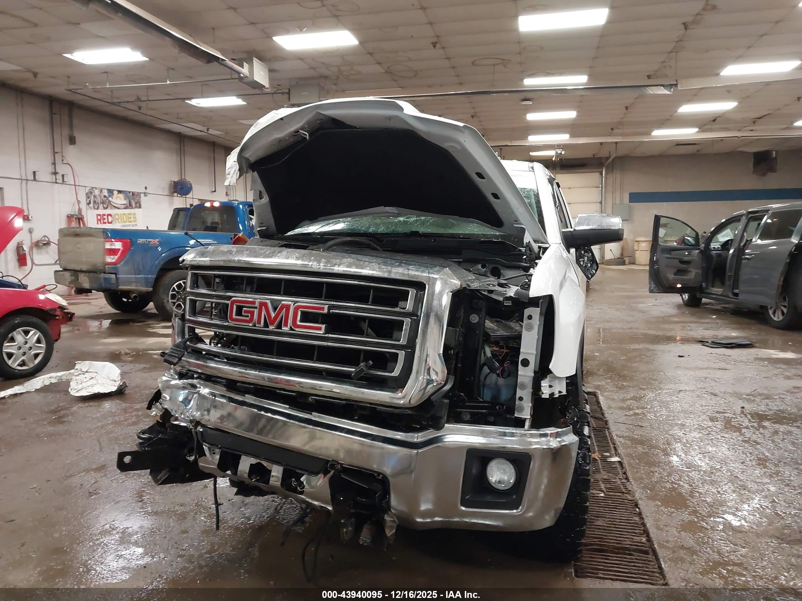 2014 Gmc Sierra 1500 Slt White vin: 1GTV2VECXEZ375753