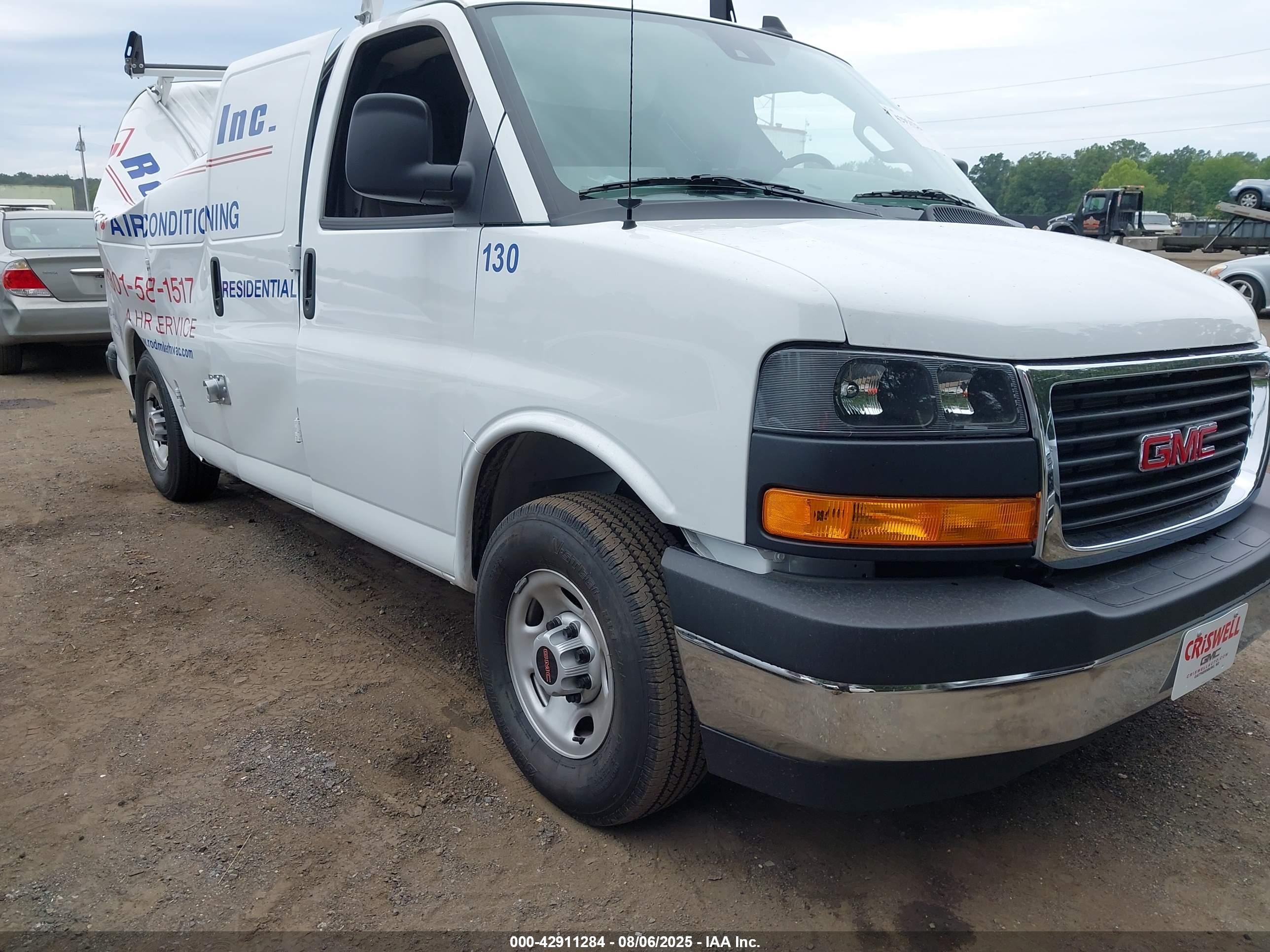 1GTW7AF73S1104060