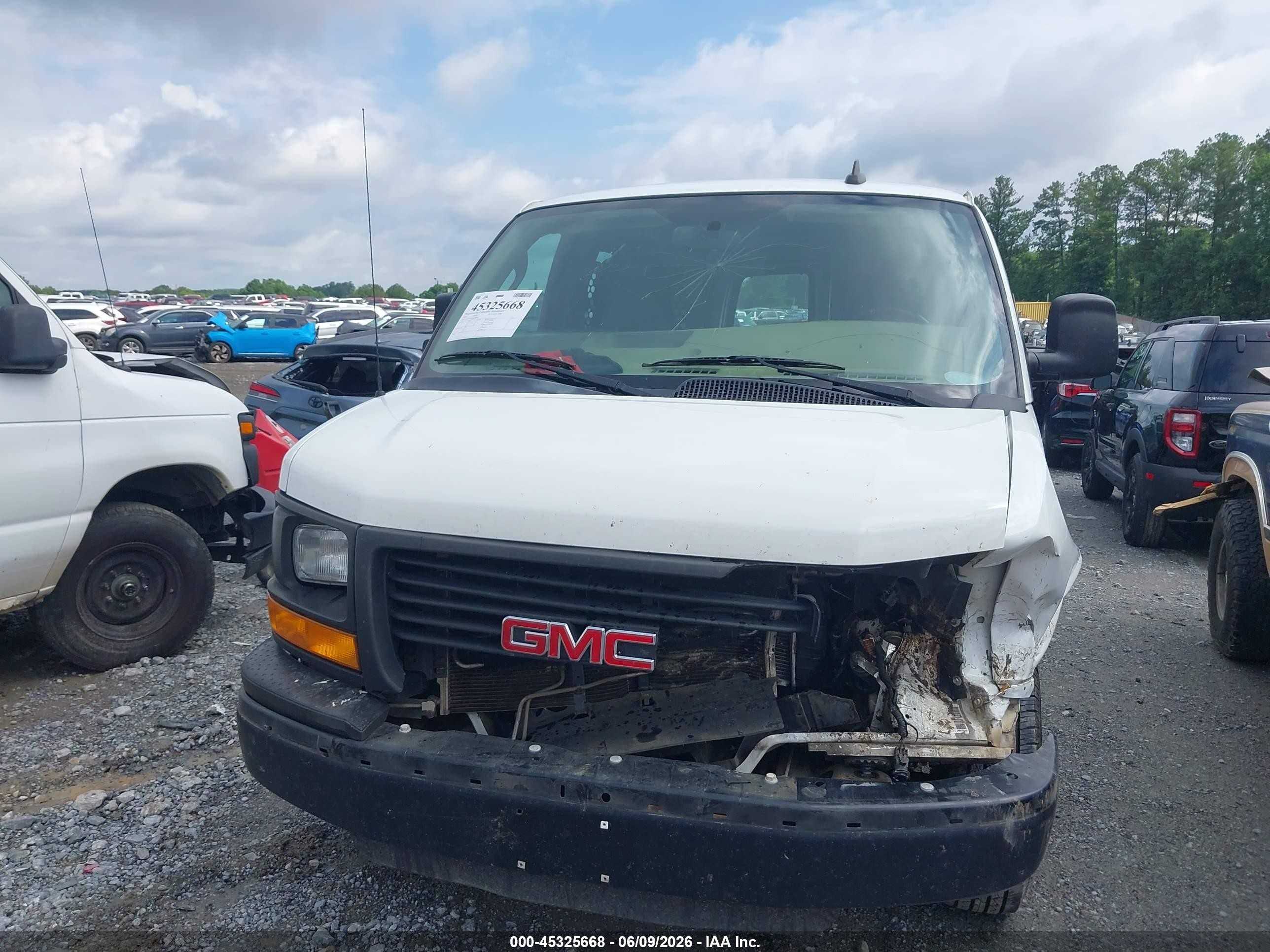 2016 Gmc Savana 2500 Work Van White vin: 1GTW7AFF3G1180943