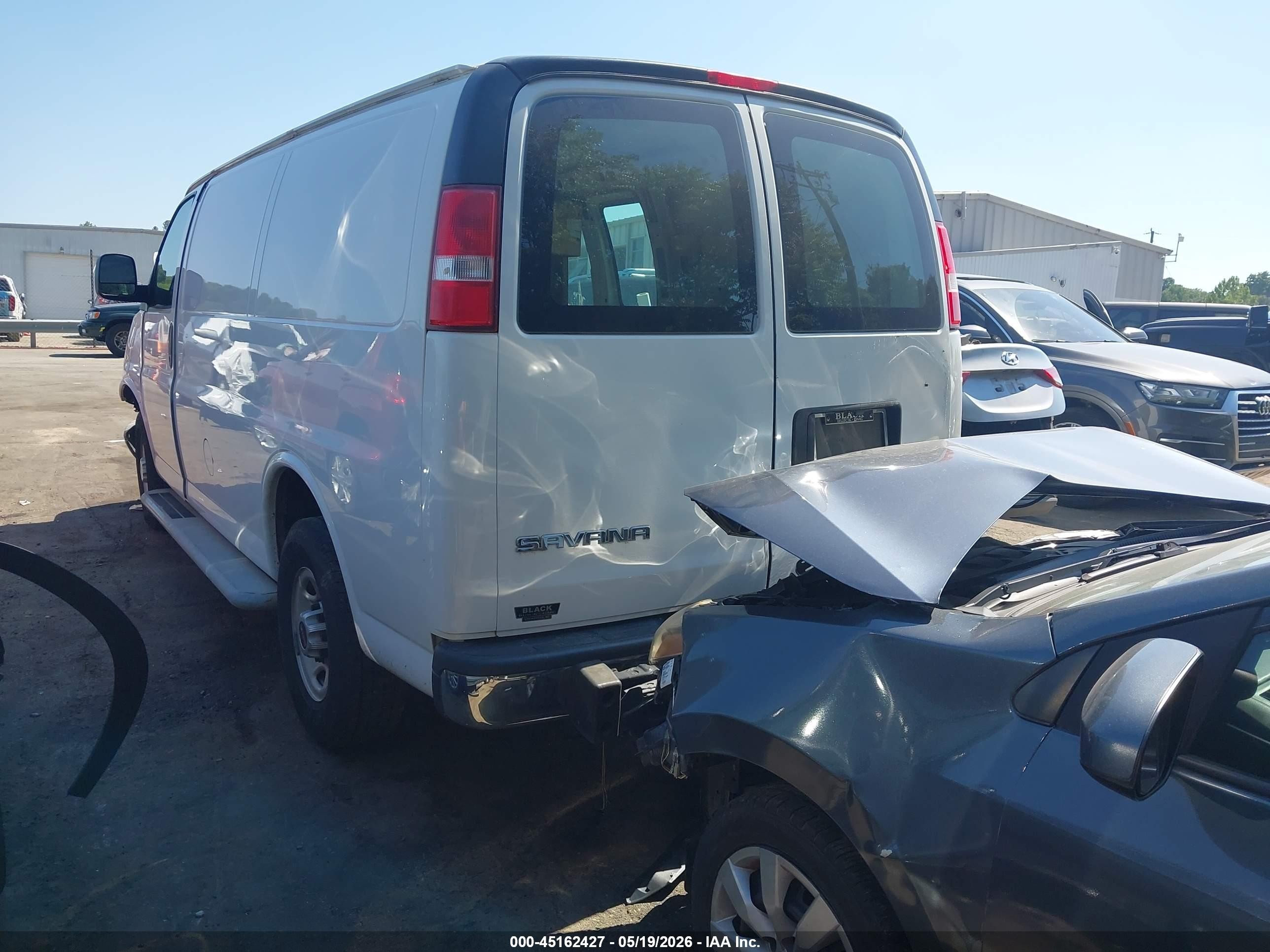 2017 Gmc Savana 2500 Work Van White vin: 1GTW7AFF5H1915147